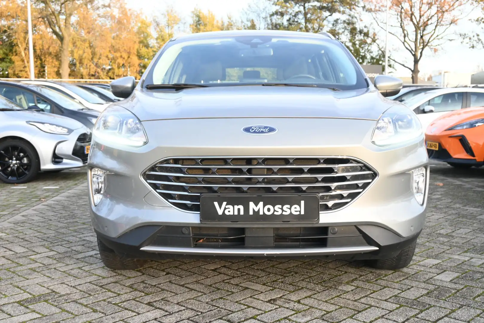 Ford Kuga 2.5 PHEV Titanium | Winter Pack | Navigatie | Car Gris - 2
