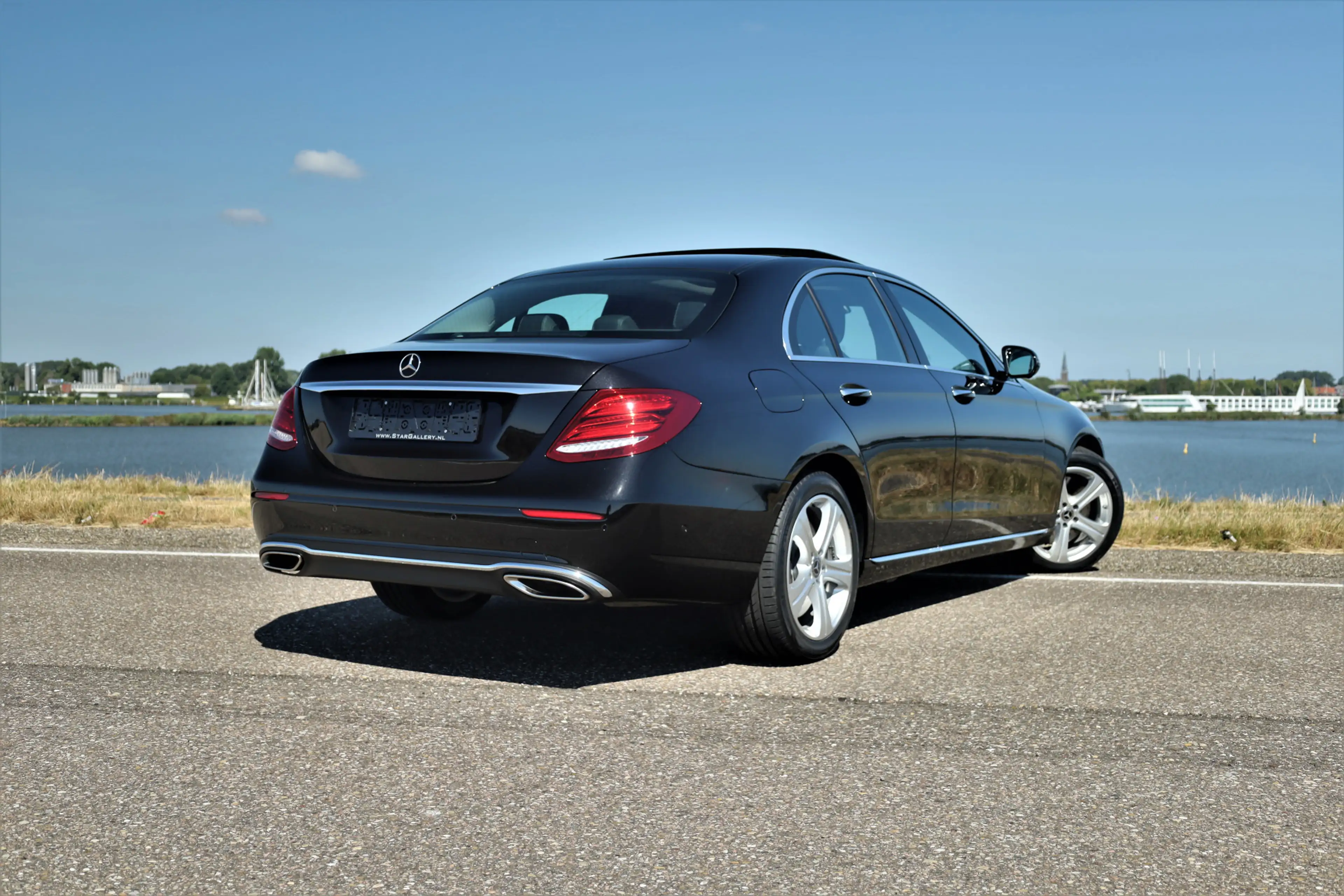Mercedes-Benz E 400 4Matic Avantgarde 59901km — photo 4