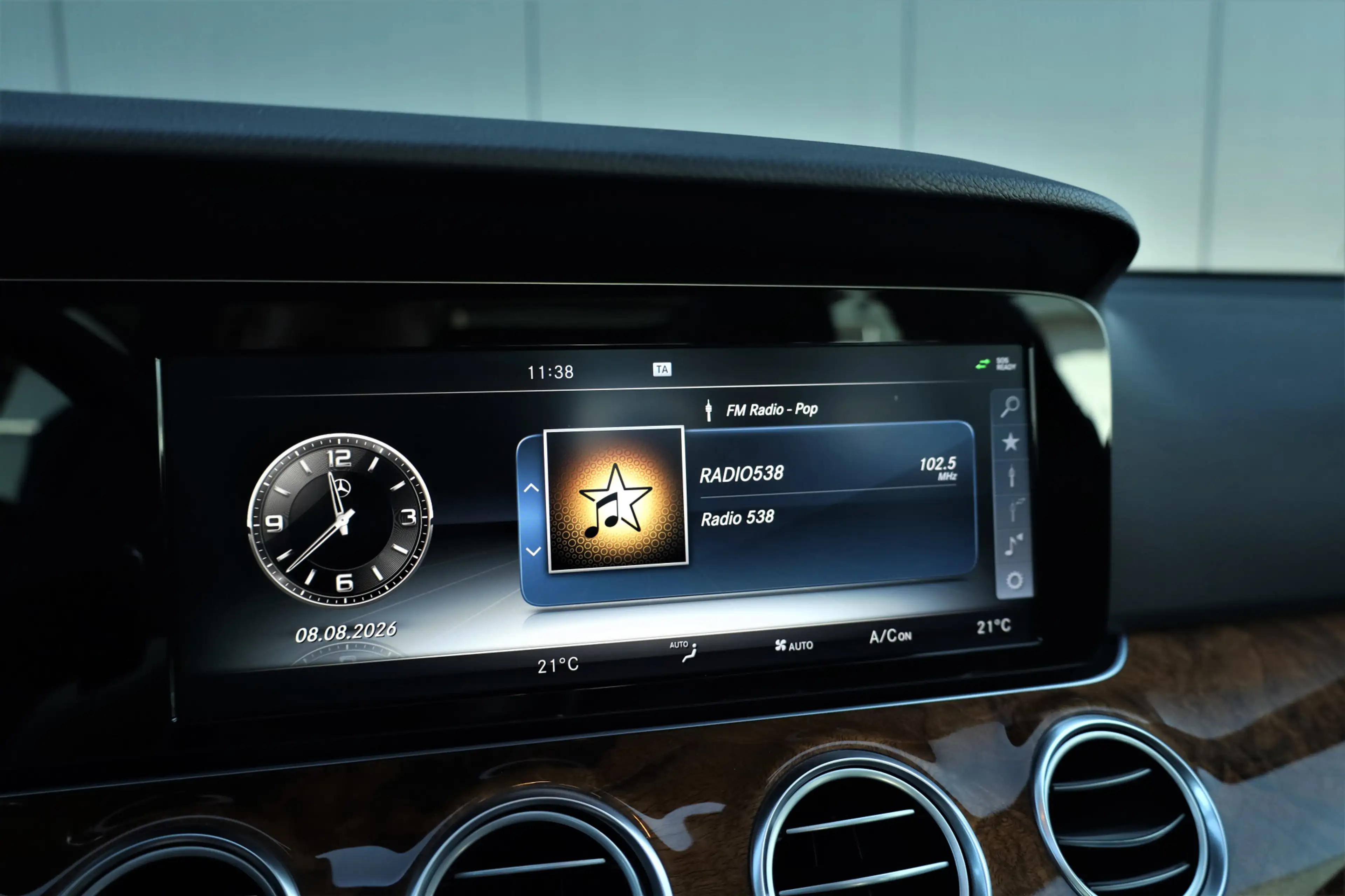 Mercedes-Benz E 400 4Matic Avantgarde 59901km — photo 13