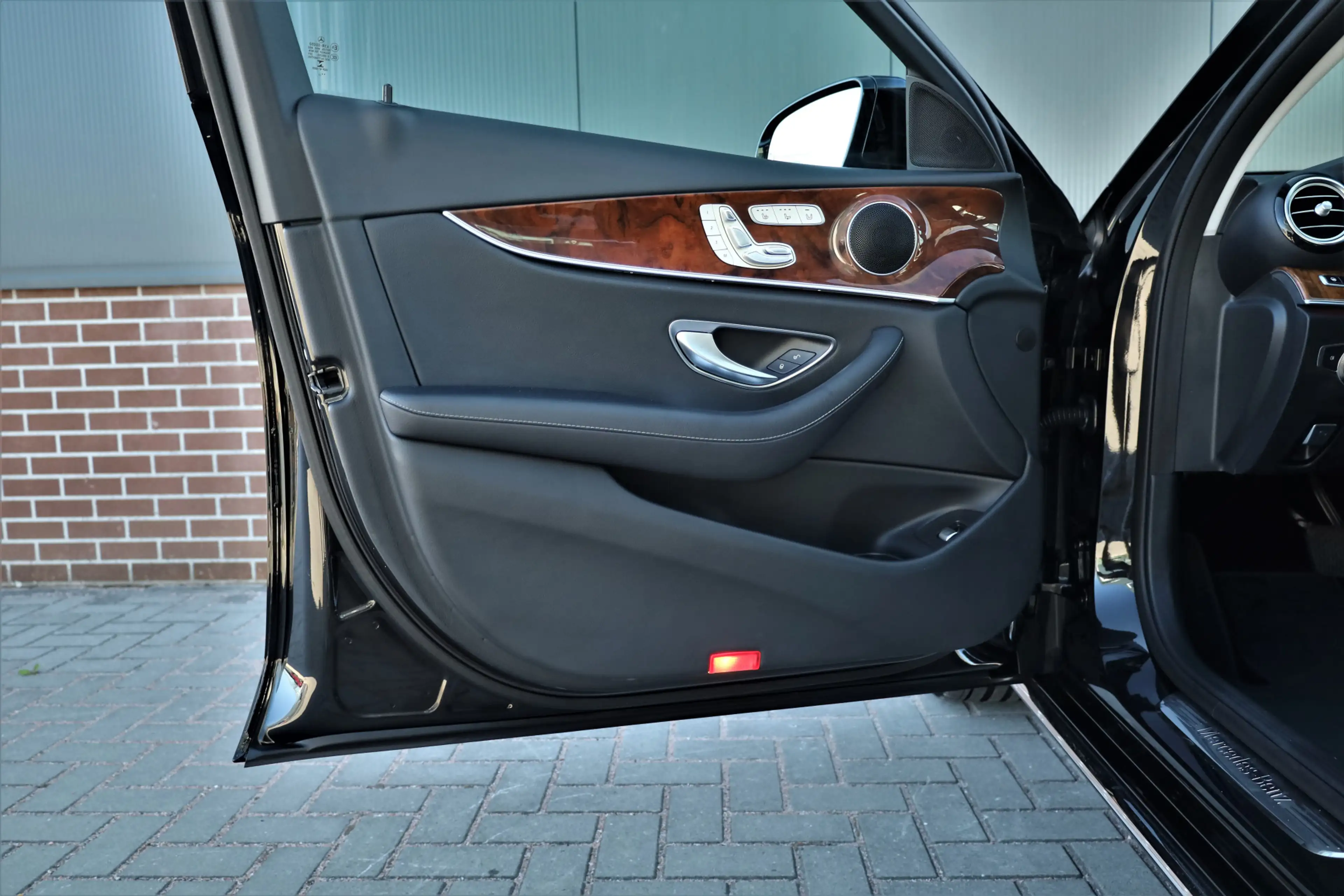 Mercedes-Benz E 400 4Matic Avantgarde 59901km — photo 15