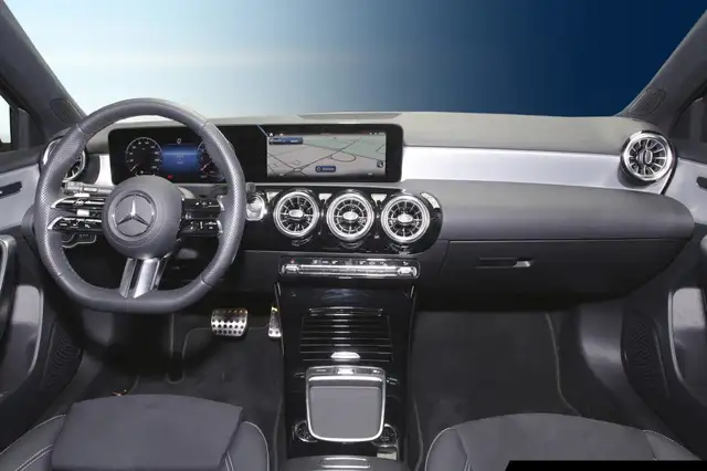 Mercedes-Benz A-Class view 10