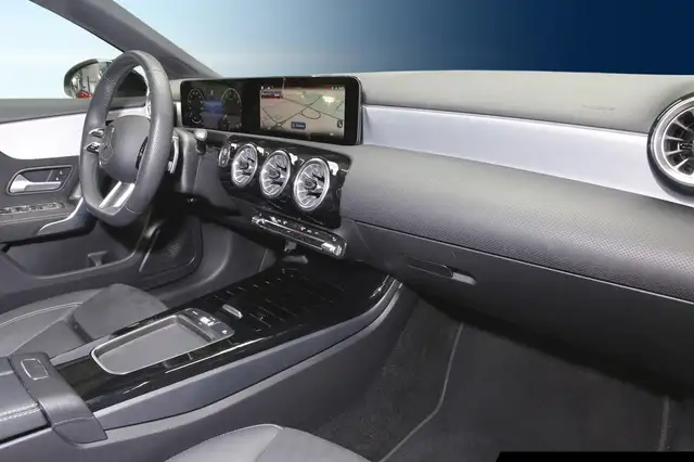 Mercedes-Benz A-Class view 7