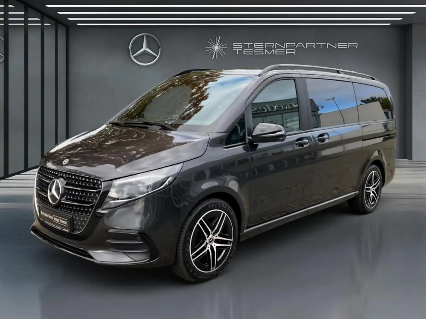 Mercedes-Benz V 300 d AVANTGARDE Lang AMG AIRMATIC+PANO+AHK2,5 Gris - 1
