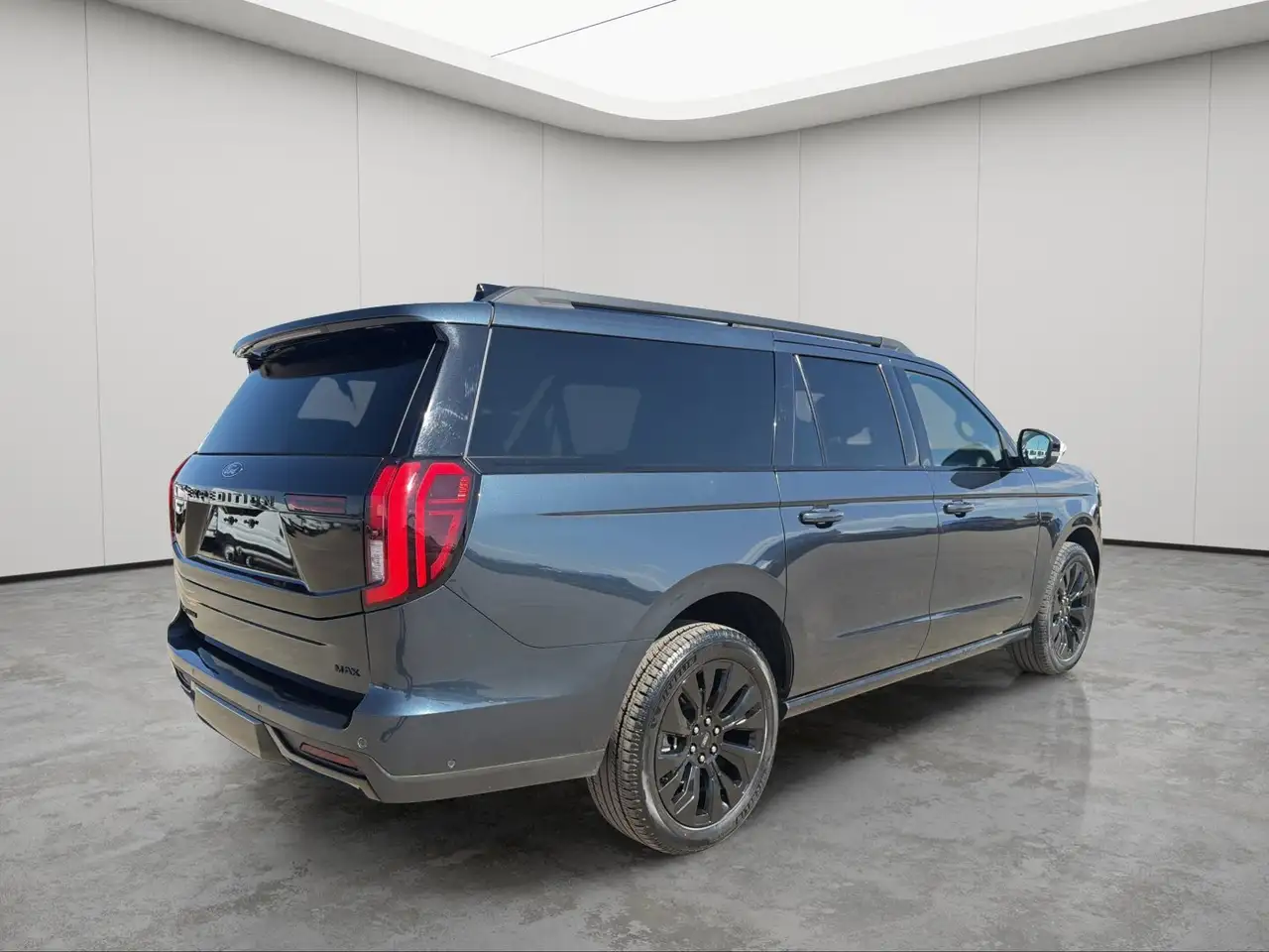 Ford Expedition снимка Ford Expedition
