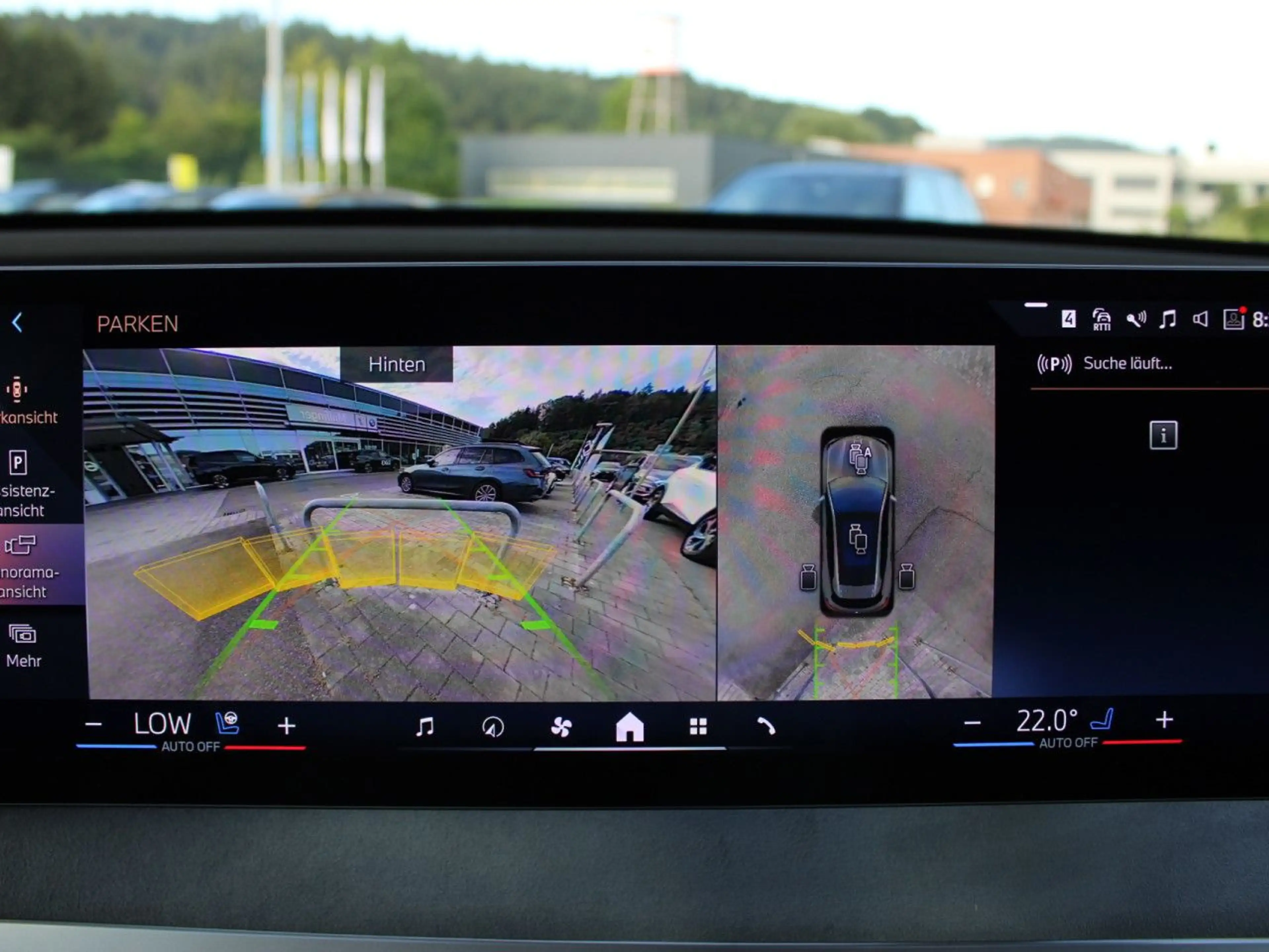 BMW iX xDrive60 Sportpaket HUD Navi LED Klima PDC — photo 14