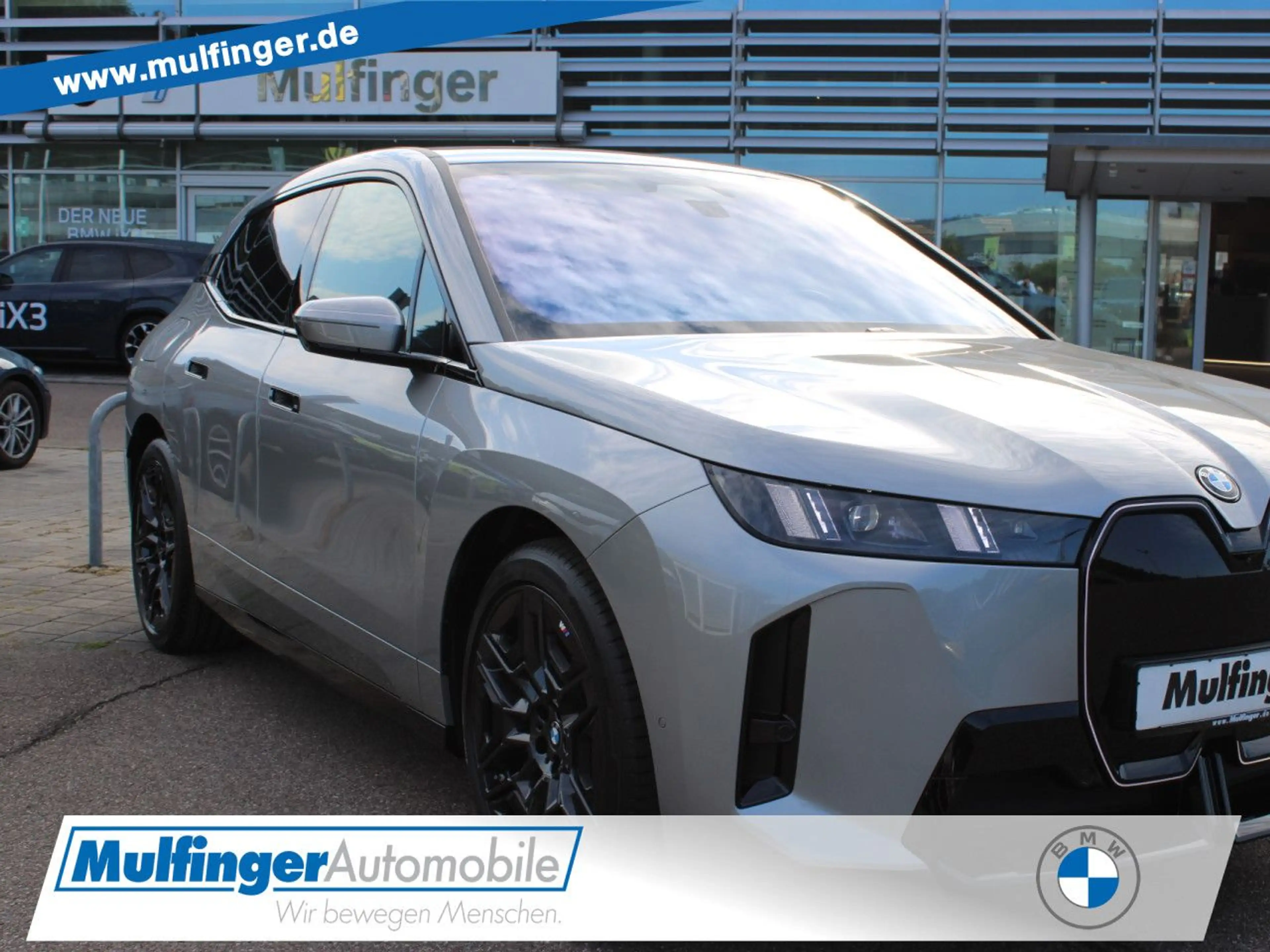 BMW iX xDrive60 Sportpaket HUD Navi LED Klima PDC