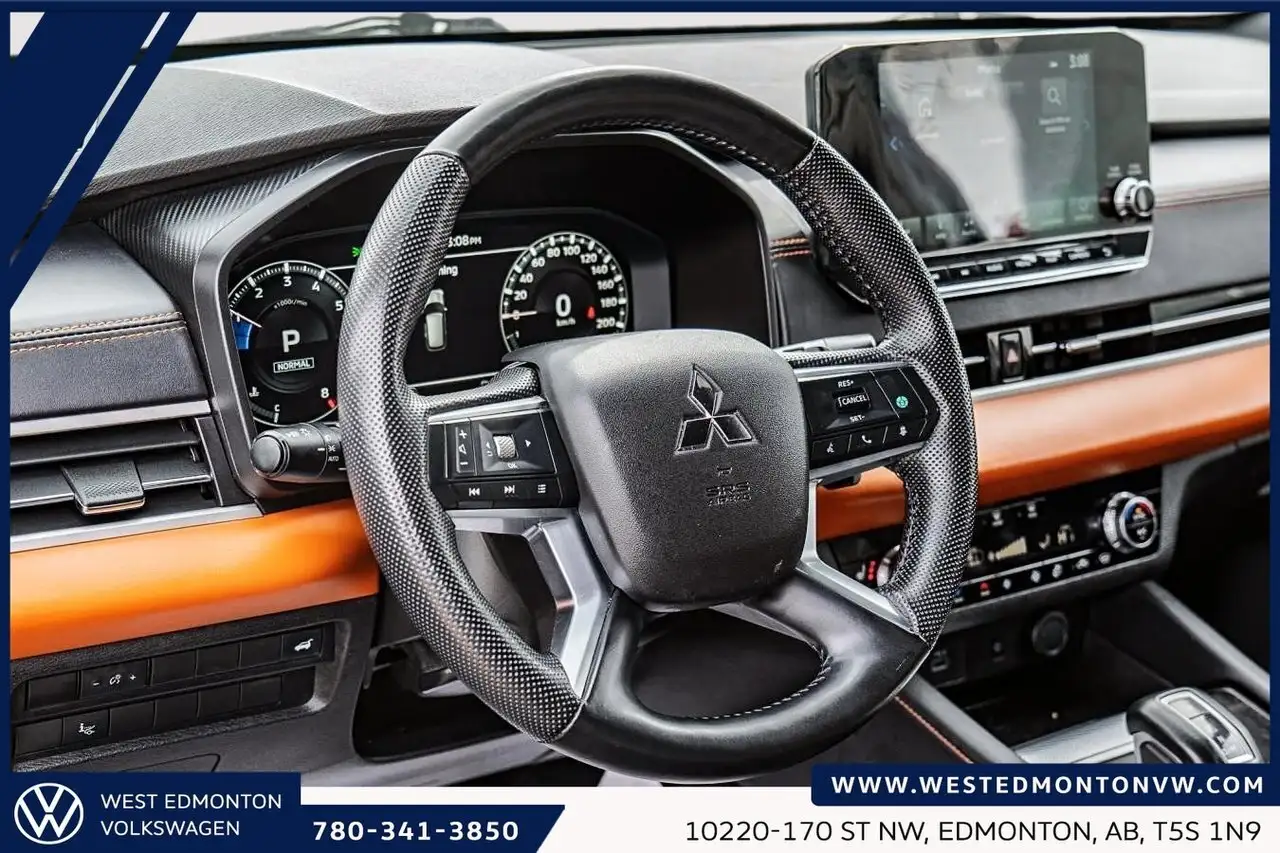 Mitsubishi Outlander снимка Mitsubishi Outlander