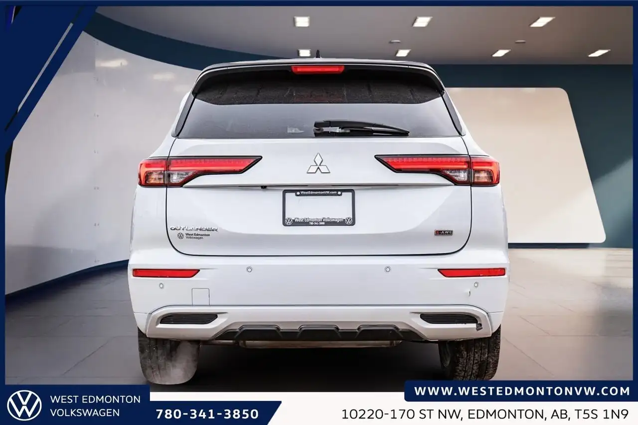 Mitsubishi Outlander снимка Mitsubishi Outlander