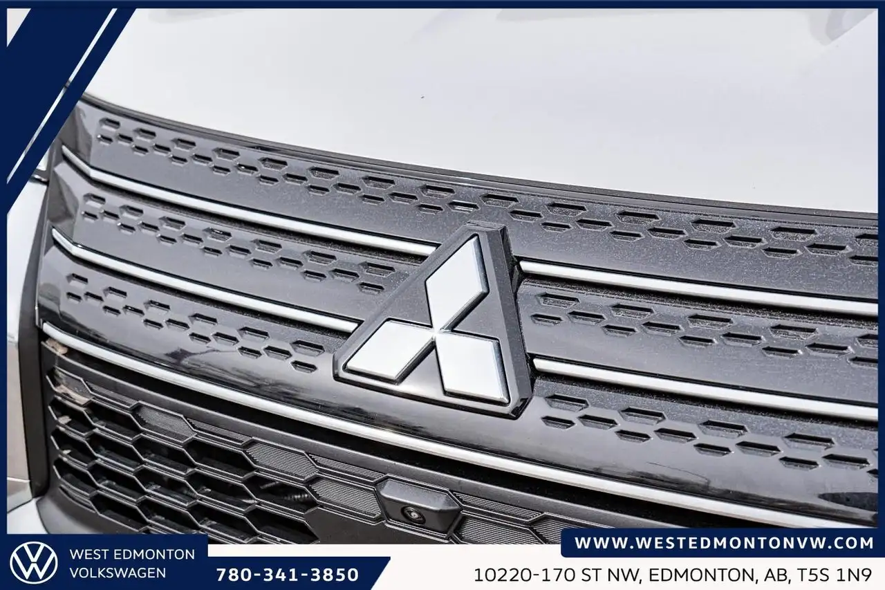 Mitsubishi Outlander снимка Mitsubishi Outlander