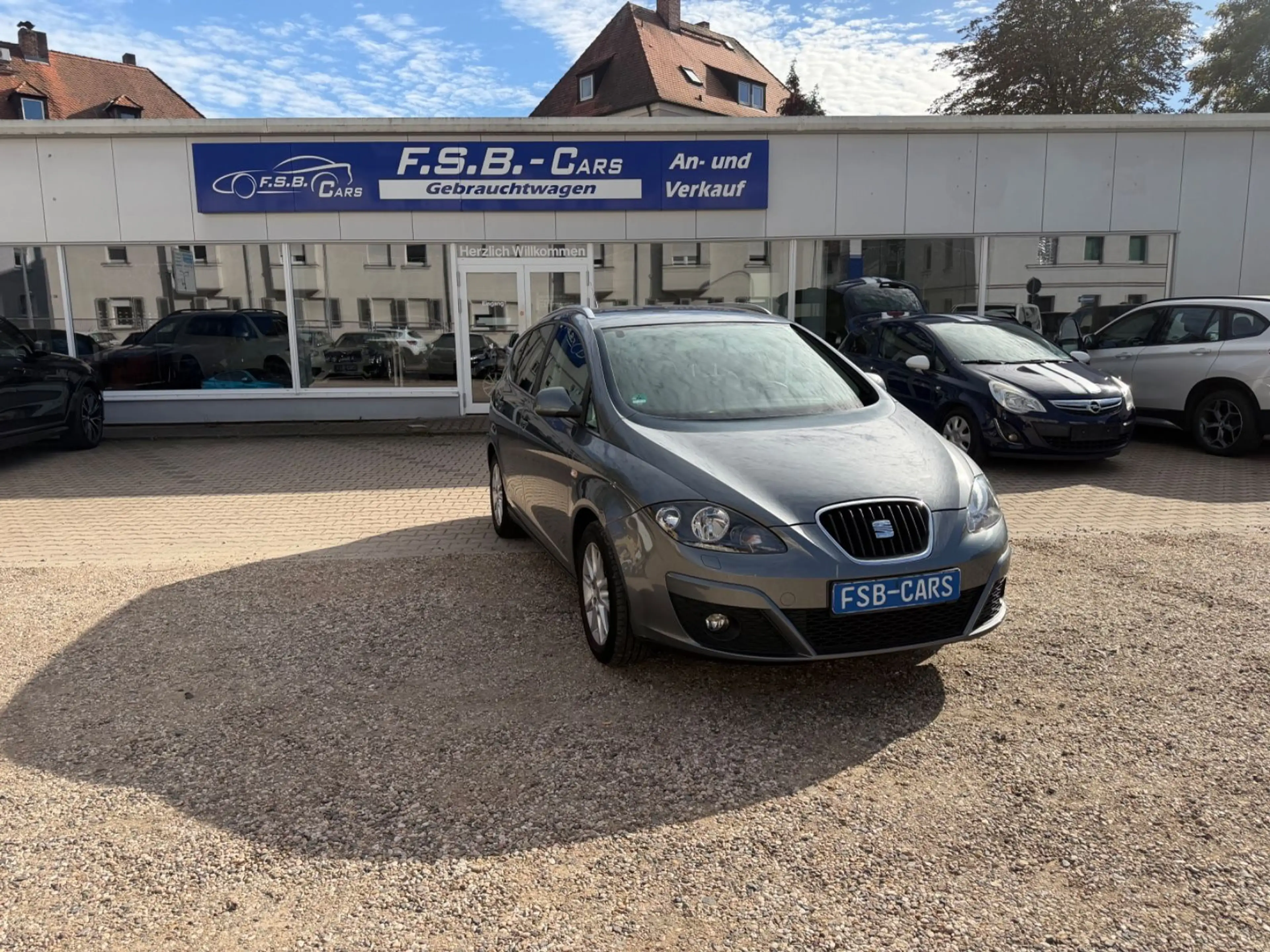 SEAT Altea XL Stylance / Style Automatik 1-Hand — photo 4