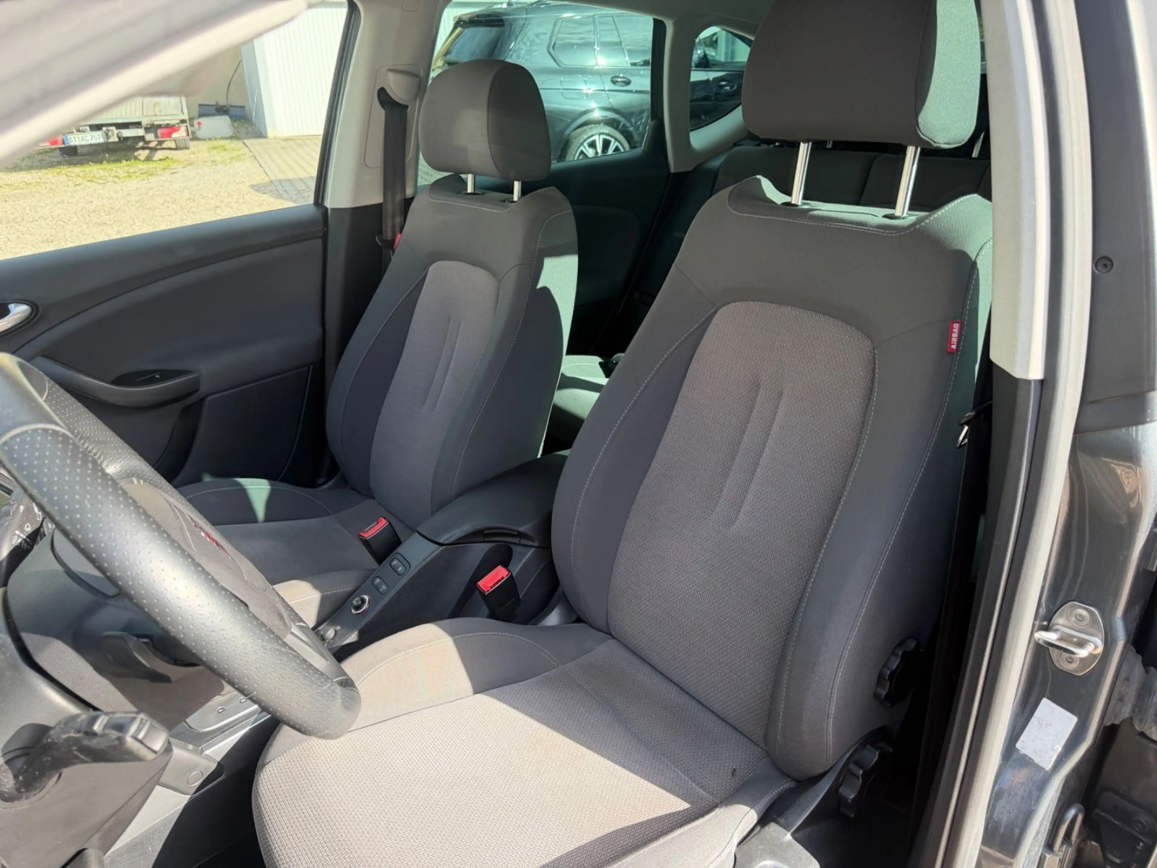SEAT Altea XL Stylance / Style Automatik 1-Hand — photo 9