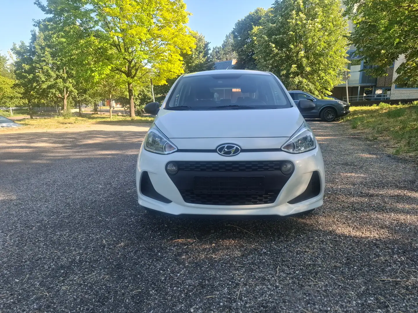 Hyundai i10 Classic Blanc - 1