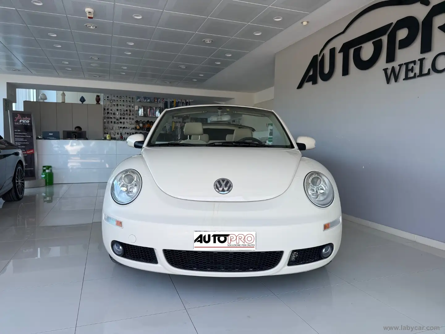 Volkswagen New Beetle 1.9 TDI 105CV Cabrio Bílá - 1