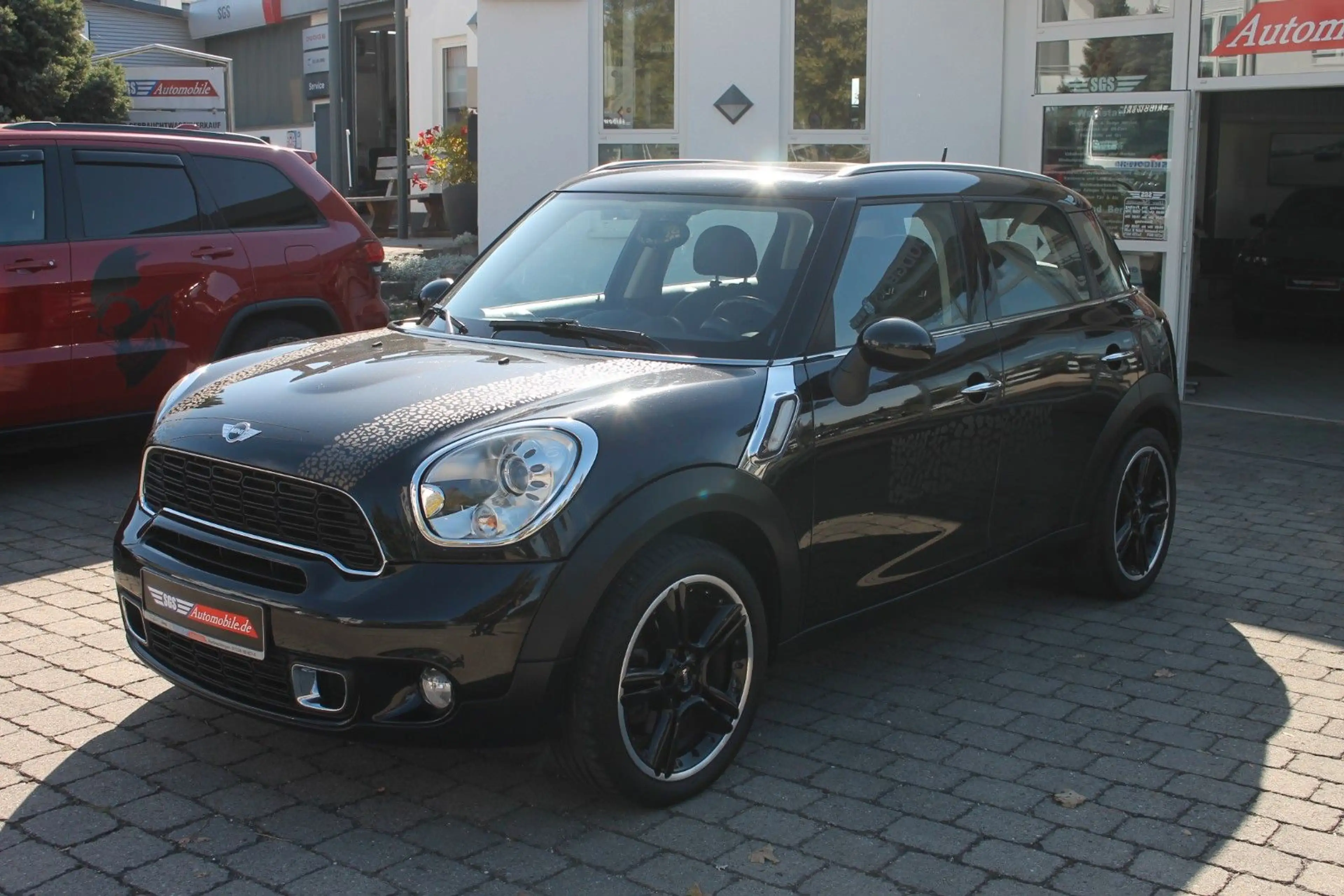 MINI Cooper S Countryman Cooper S — photo 2