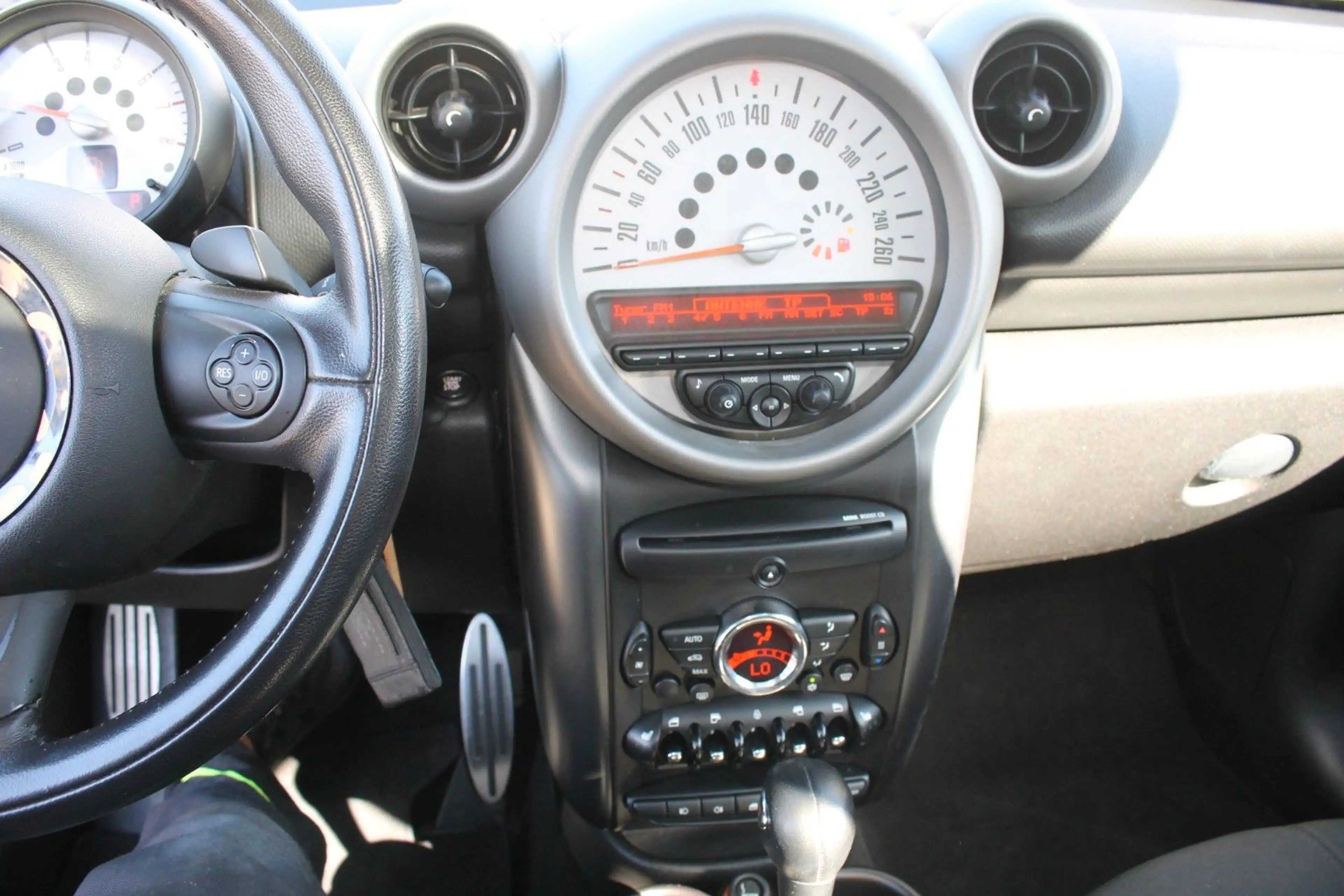 MINI Cooper S Countryman Cooper S — photo 13