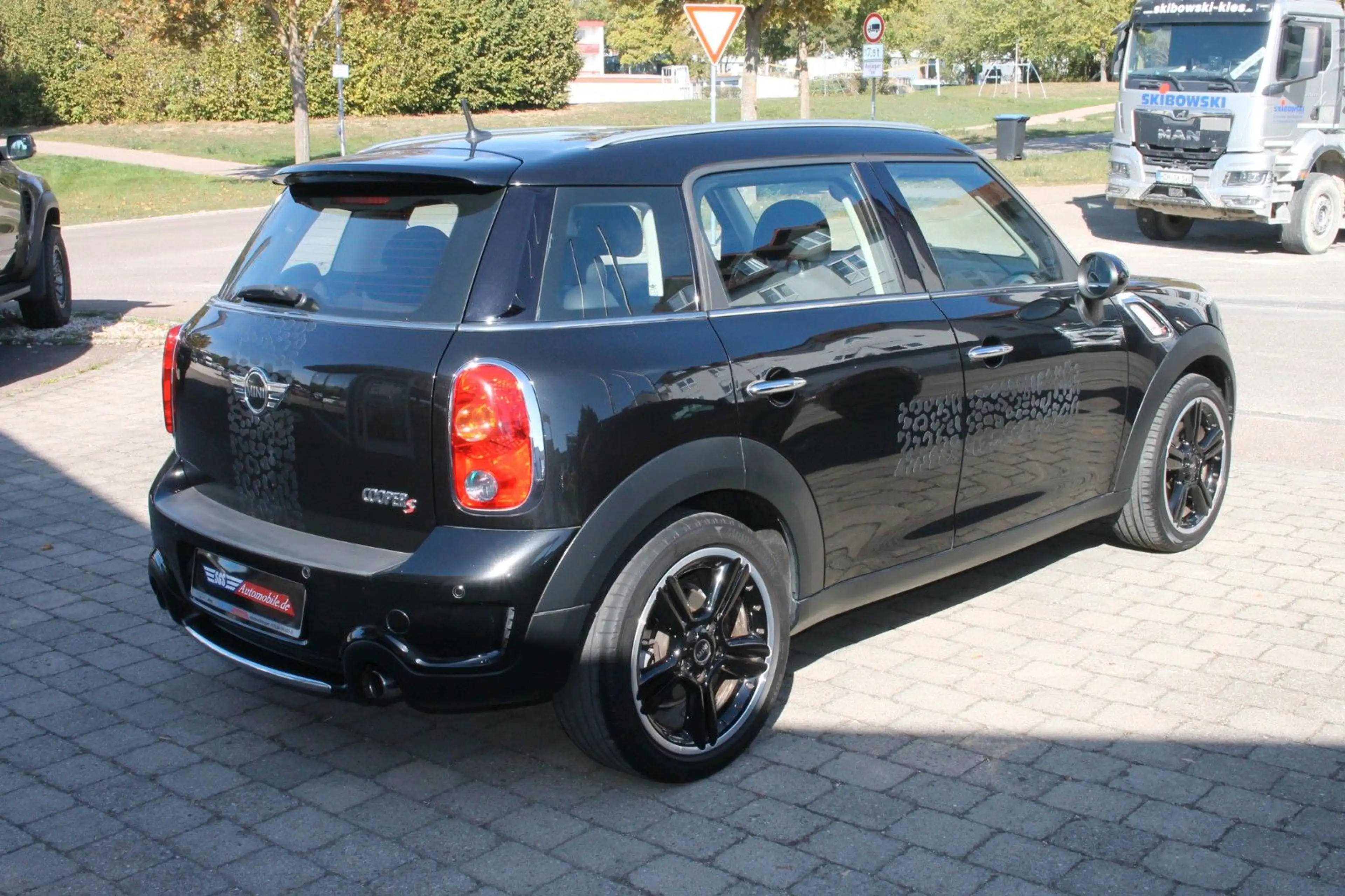 MINI Cooper S Countryman Cooper S — photo 5