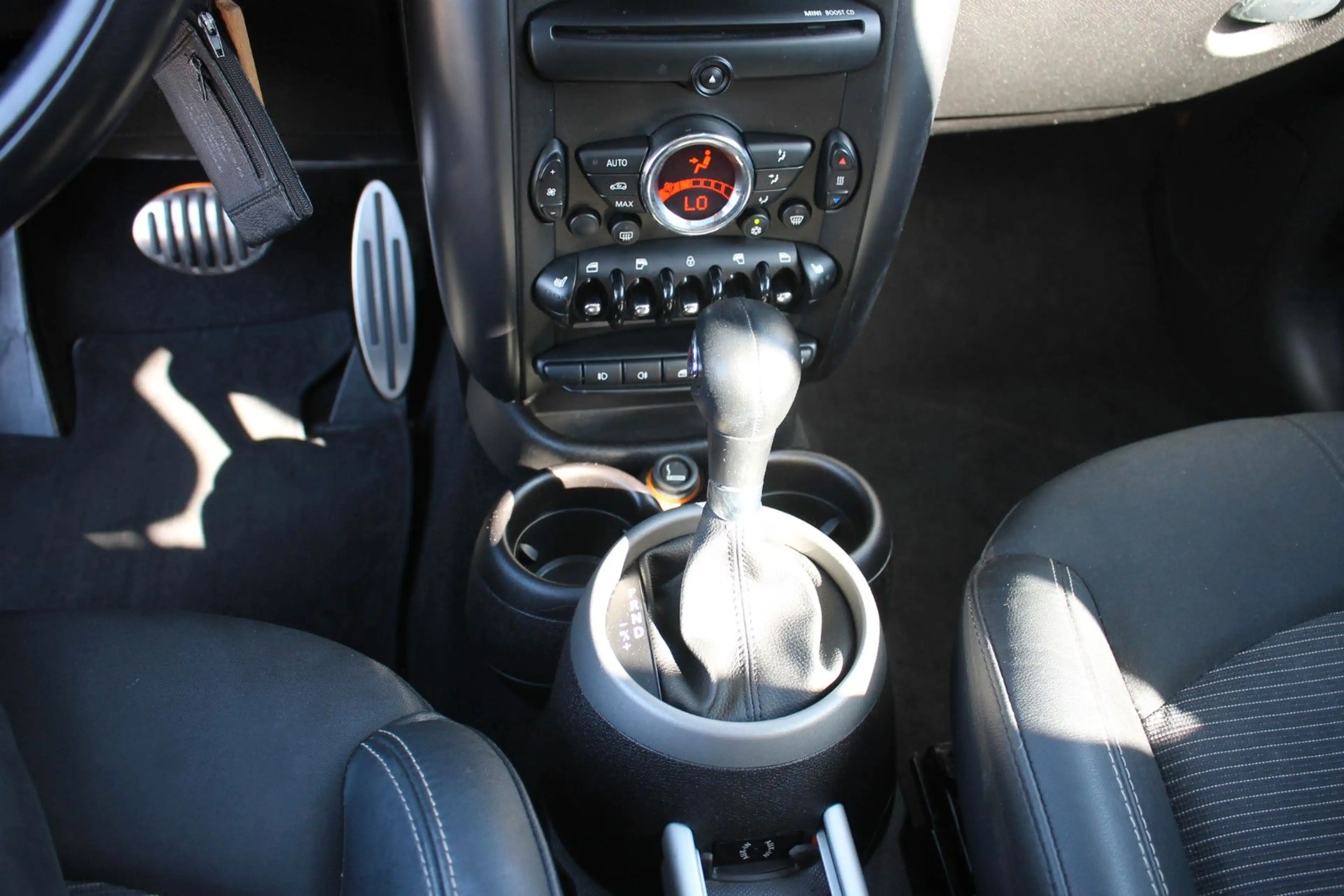 MINI Cooper S Countryman Cooper S — photo 14