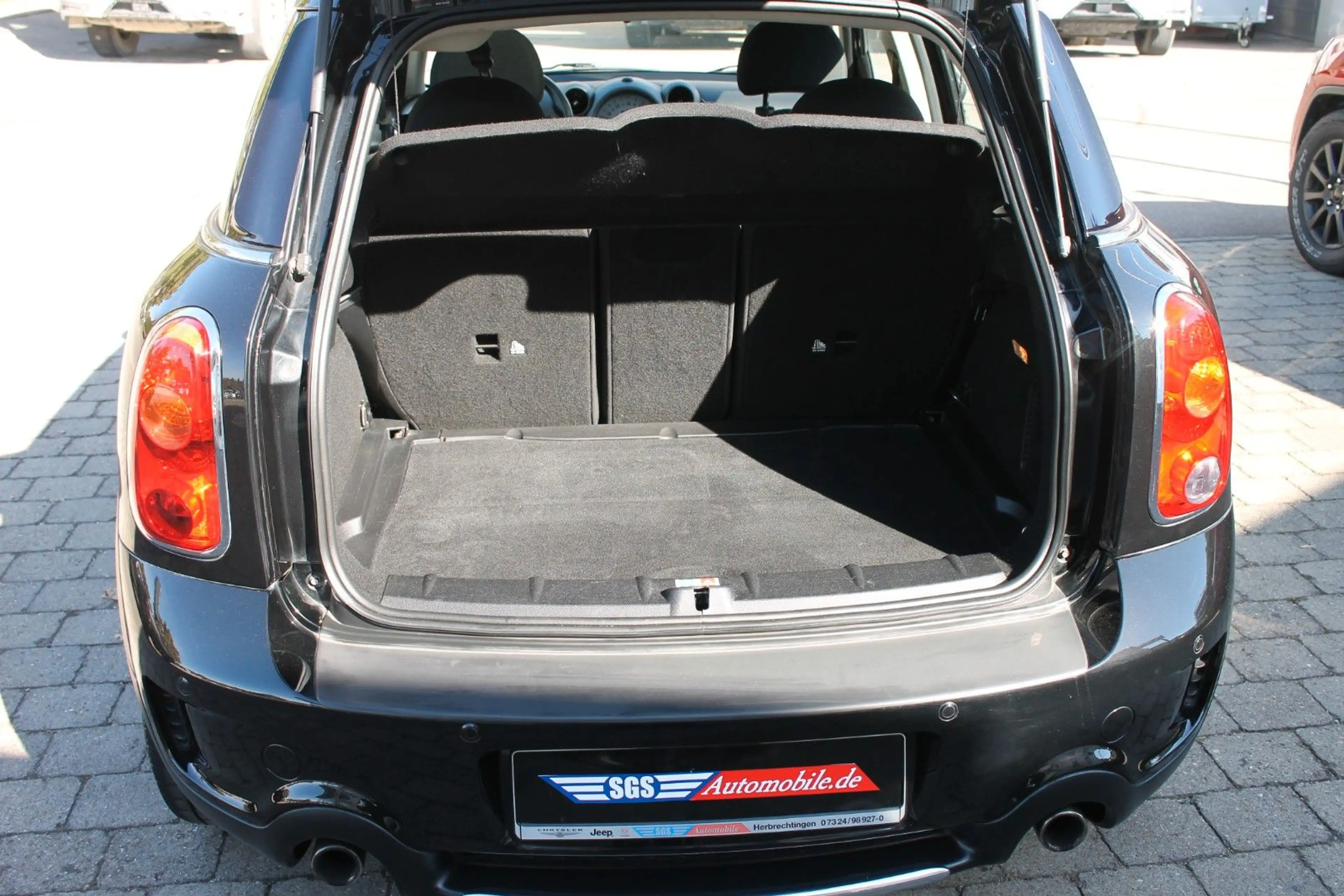 MINI Cooper S Countryman Cooper S — photo 8