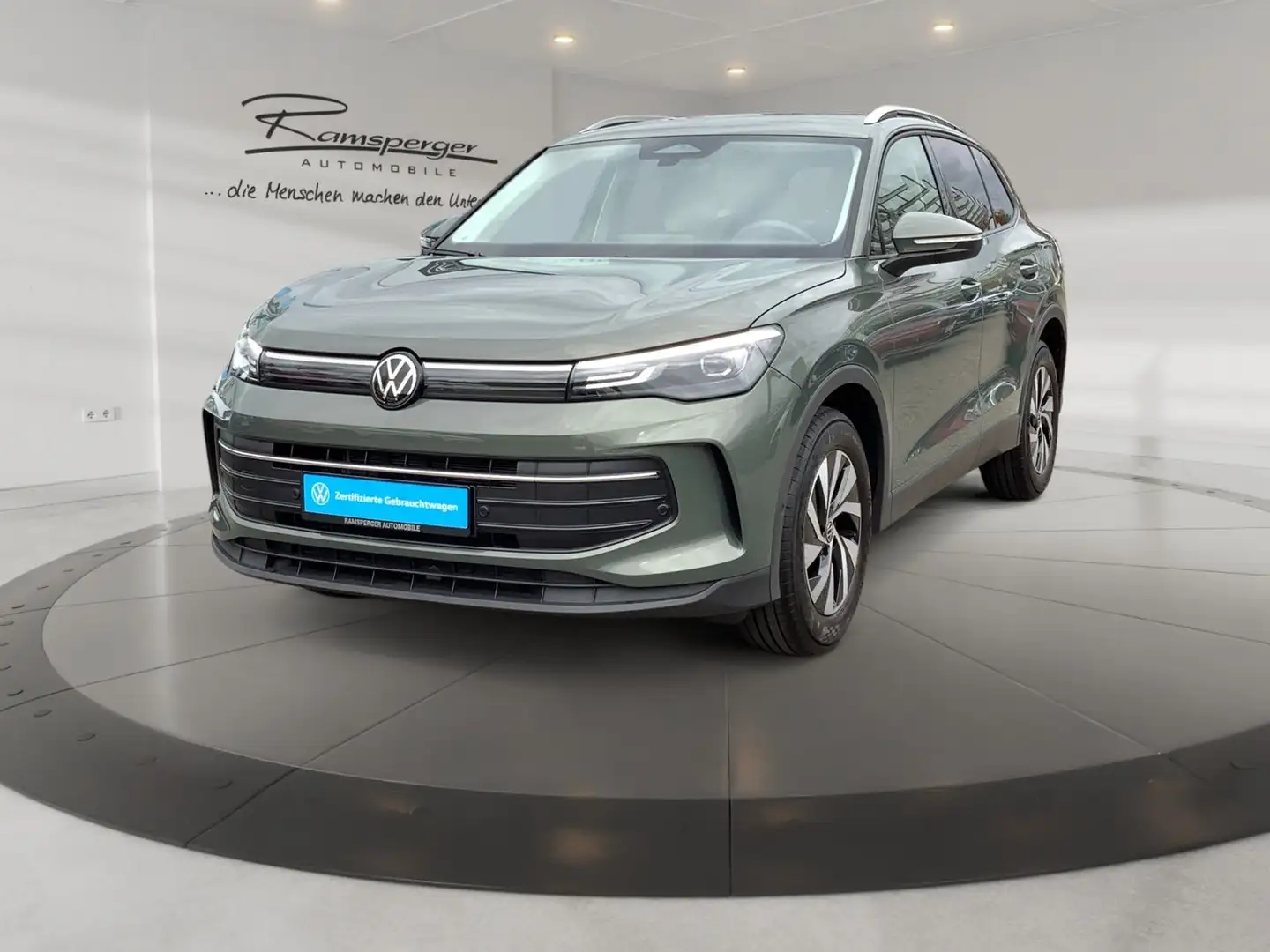 Volkswagen Tiguan 1.5 TSI DSG Life AHK ACC LED Navi Kamera Grün - 2