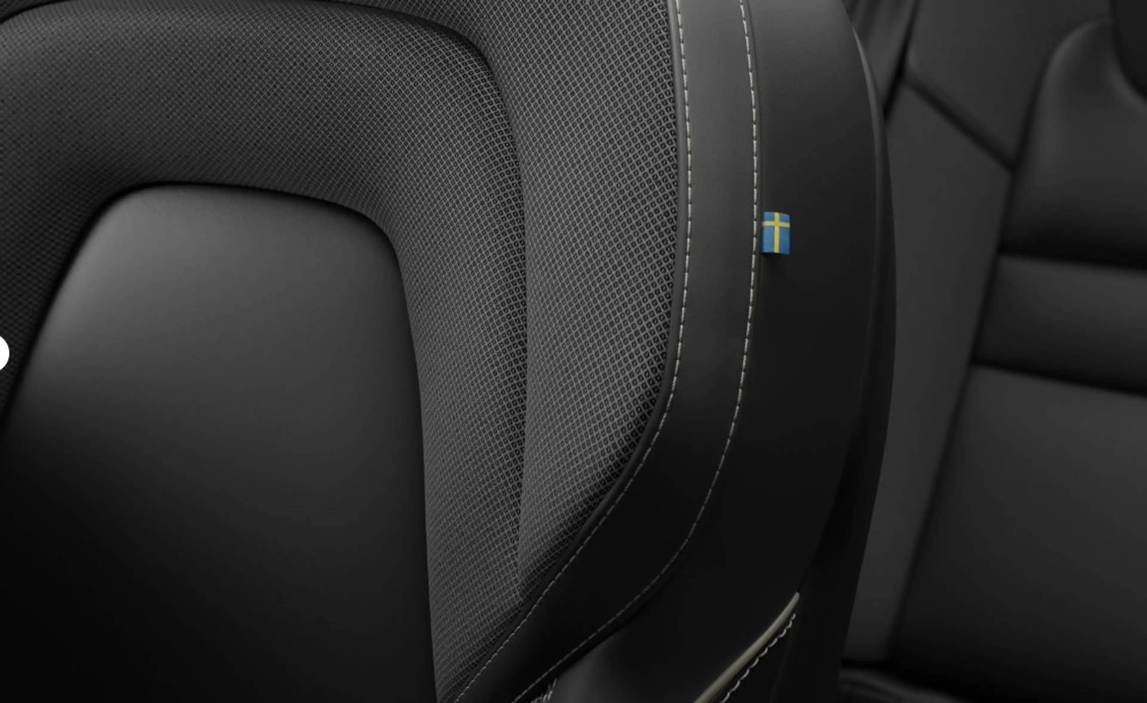 Volvo V60 Kombi B4 (Benzin) Plus Dark ACC+LED+Navi+SHZ — photo 13