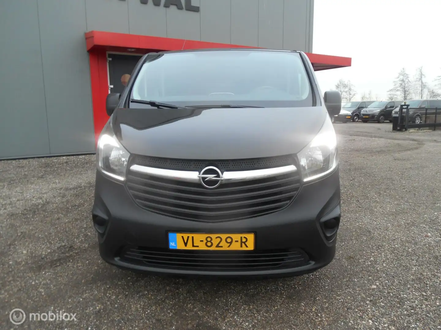 Opel Vivaro bestel 1.6 CDTI L2H1/EDITION/AIRCO/CRUISECONTROL/N Zwart - 2
