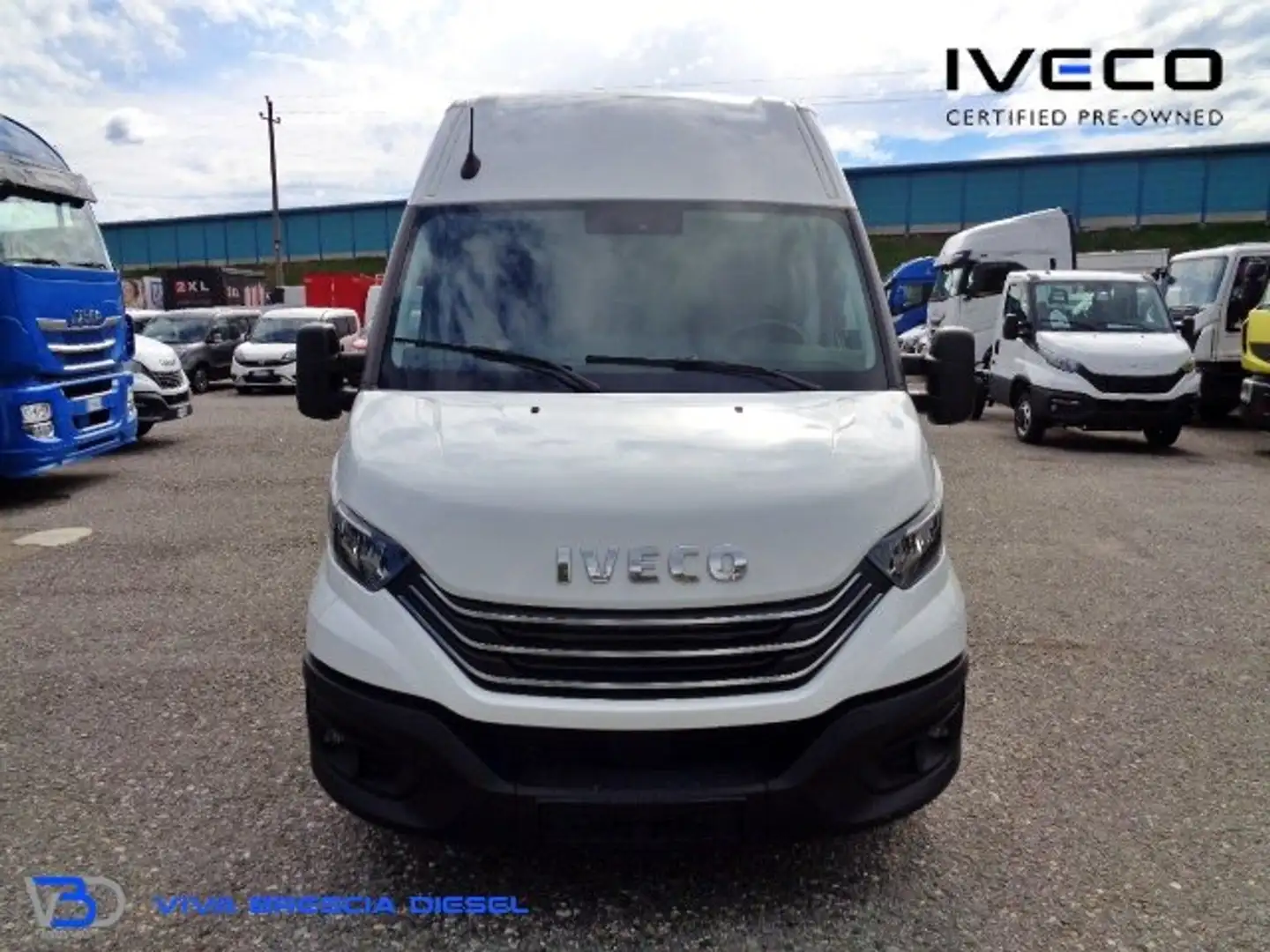Iveco Daily Furgone passo 4100 h2 Bianco - 2