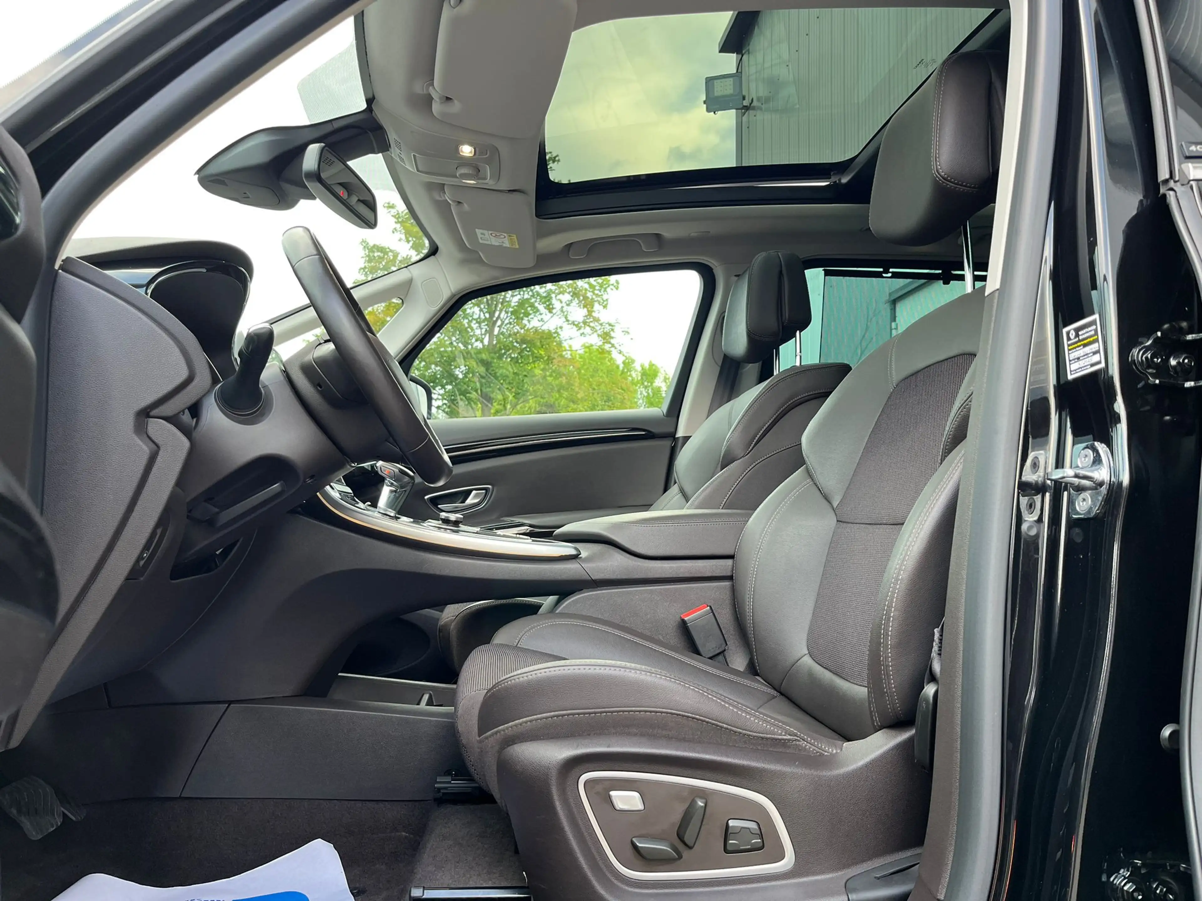 Renault Espace Limited 7.Sitzer Kamera LED BOSEL Panoram — photo 8