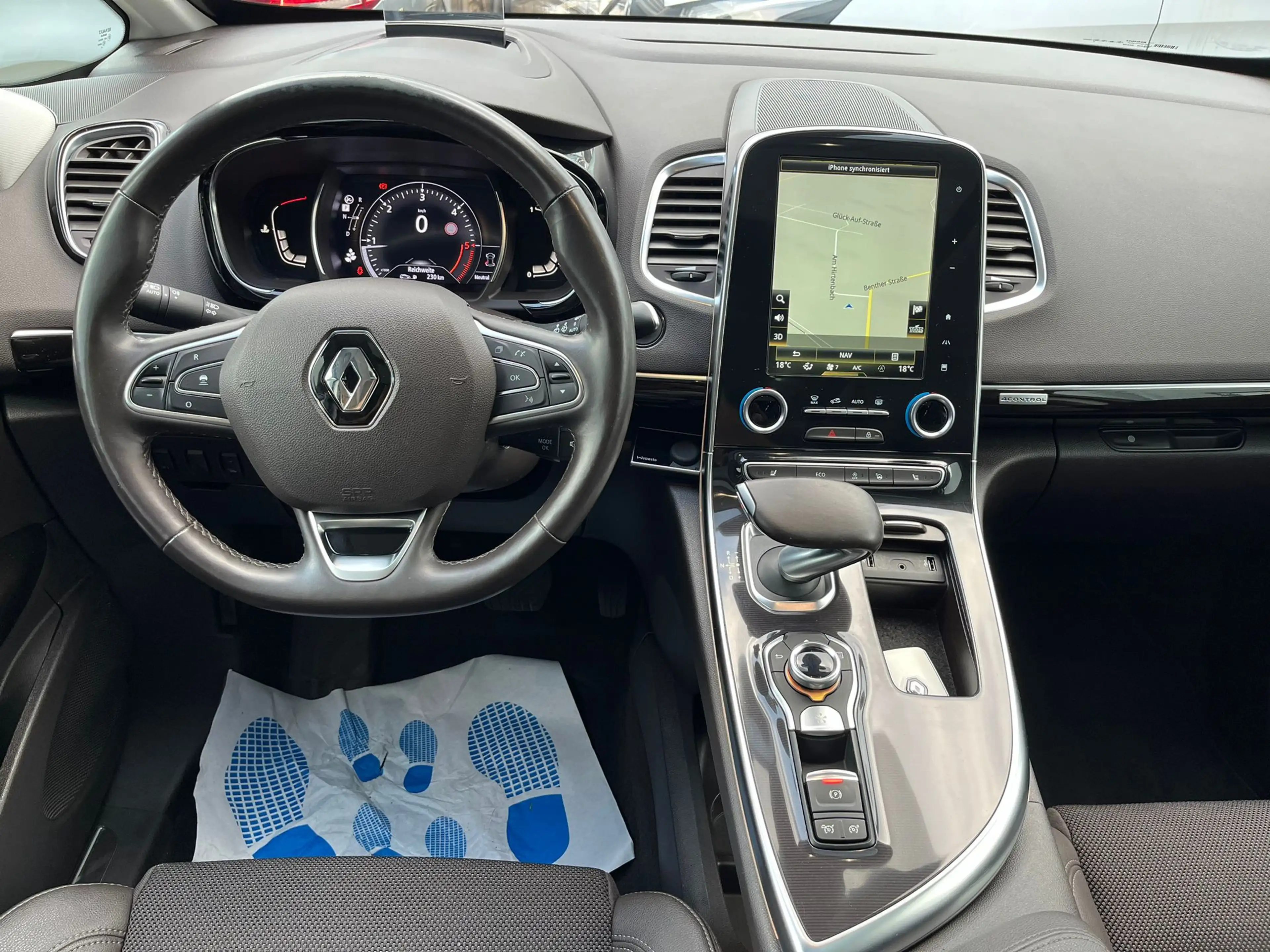 Renault Espace Limited 7.Sitzer Kamera LED BOSEL Panoram — photo 9