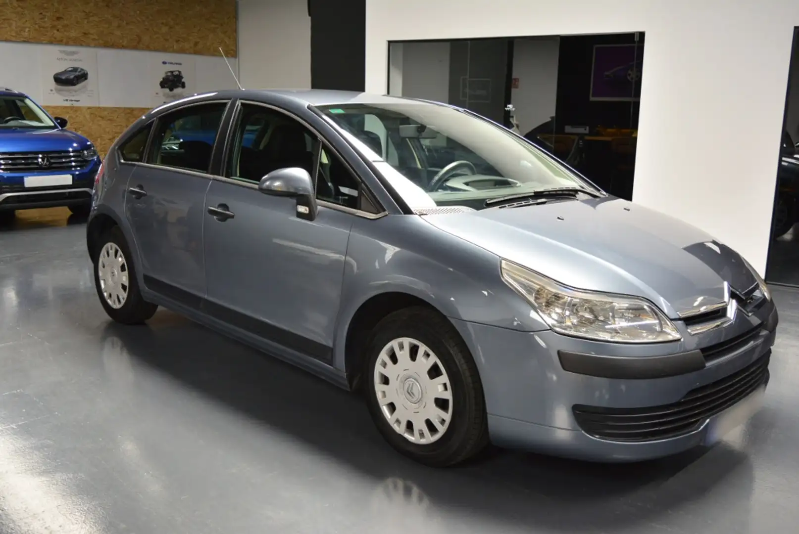 Citroen C4 1.4i 16v LX - 1