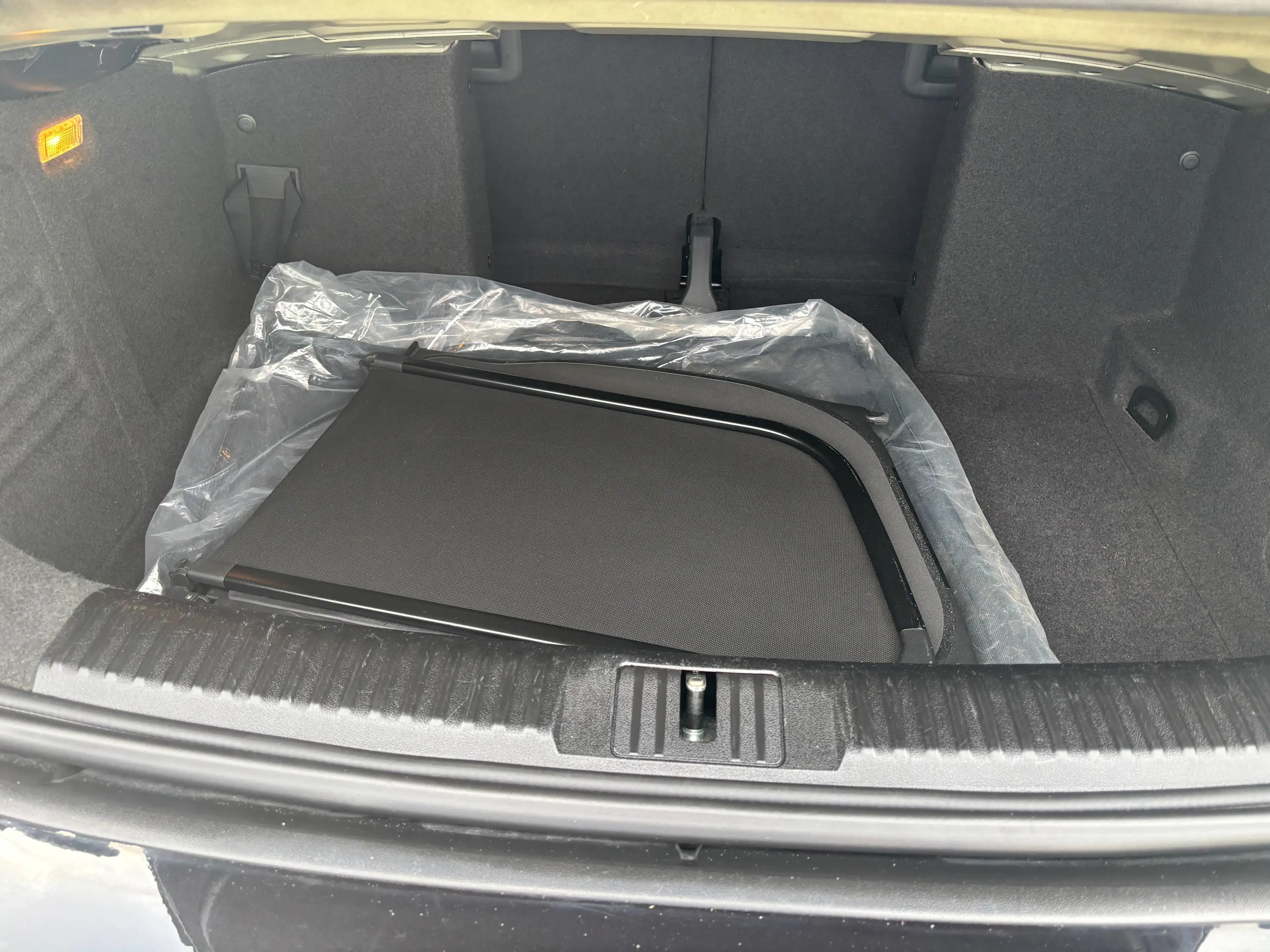Volkswagen Golf Cabriolet Basis — photo 5