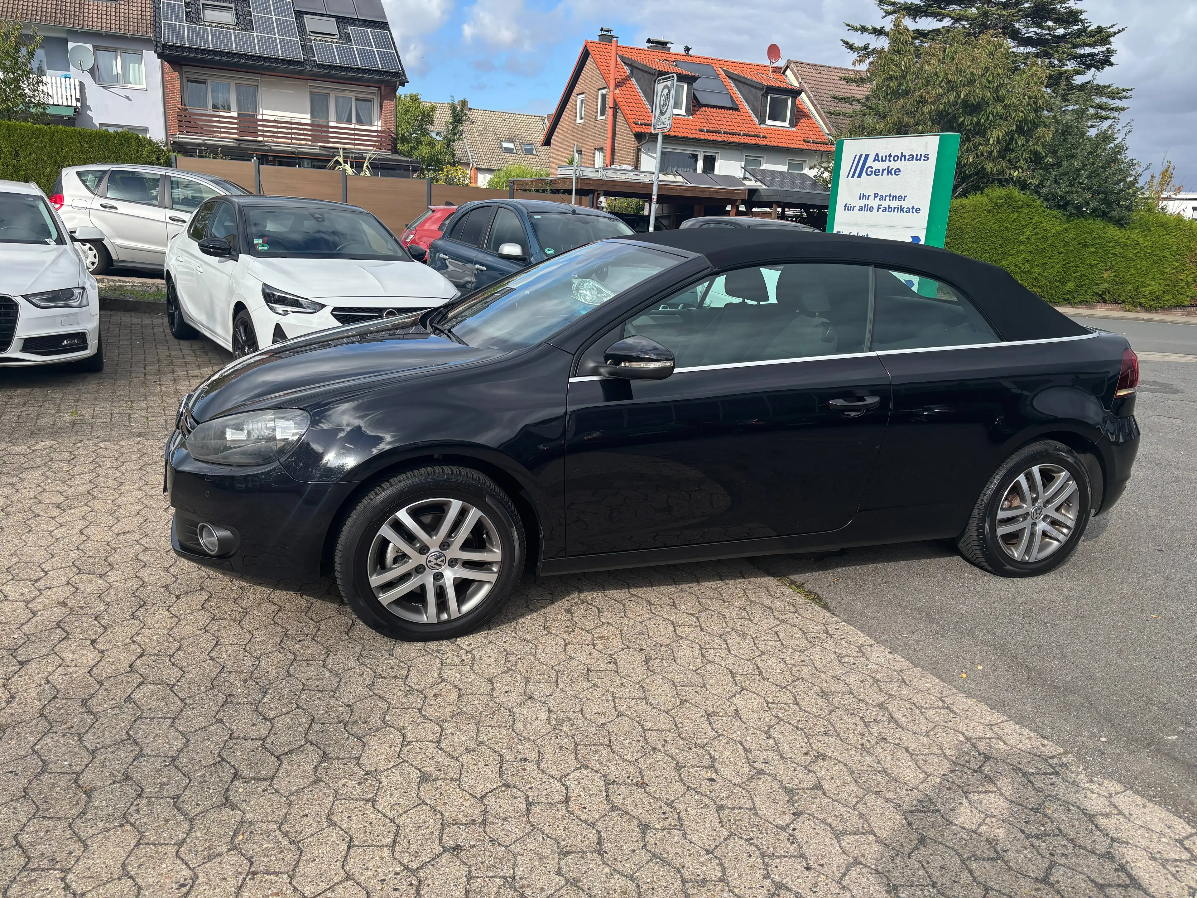 Volkswagen Golf Cabriolet Basis — photo 2
