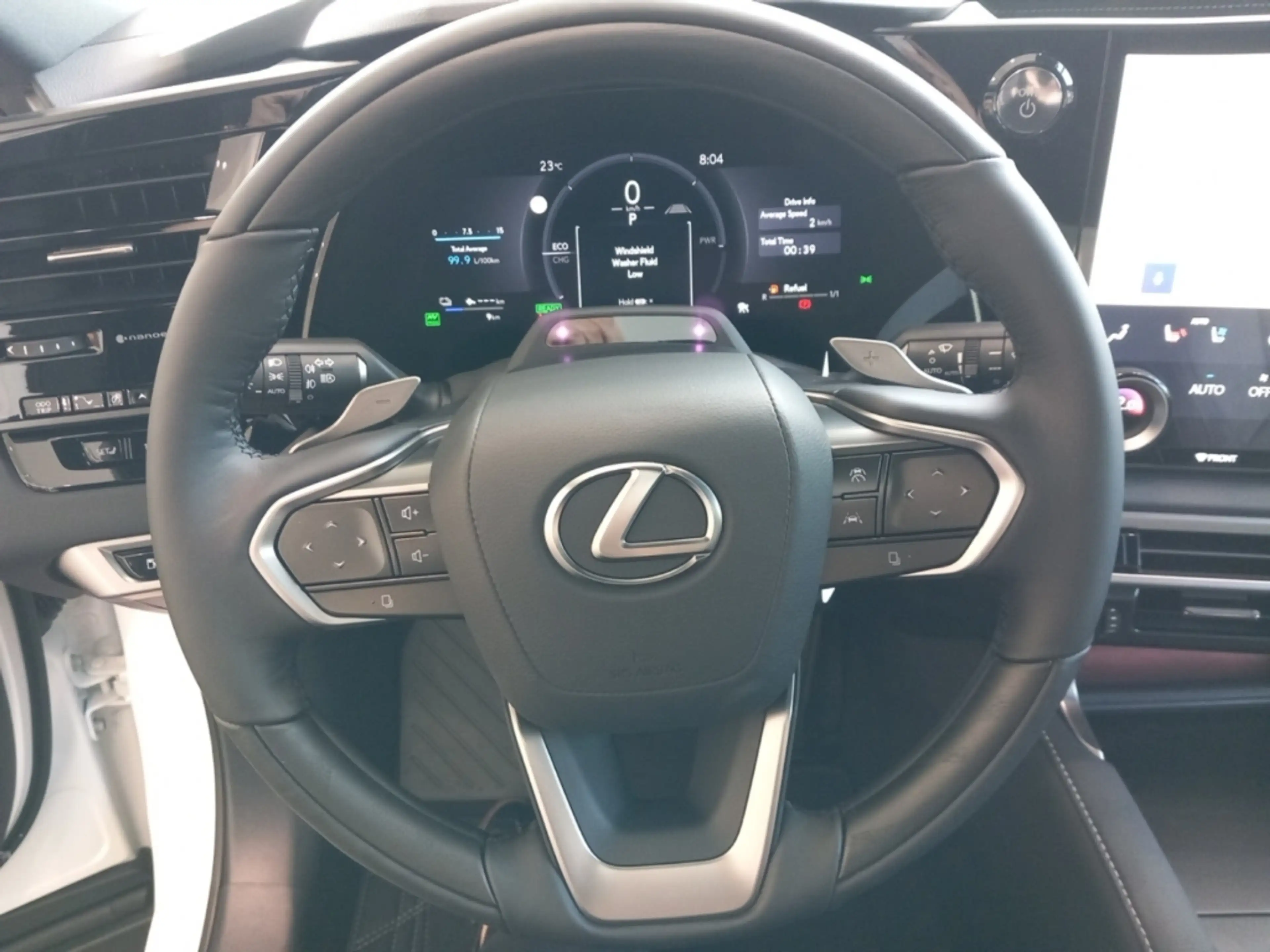 Lexus RX 450h + 2,5 l E-CVT, 4x4 Plug-in 5-Türer LUXURY — photo 12