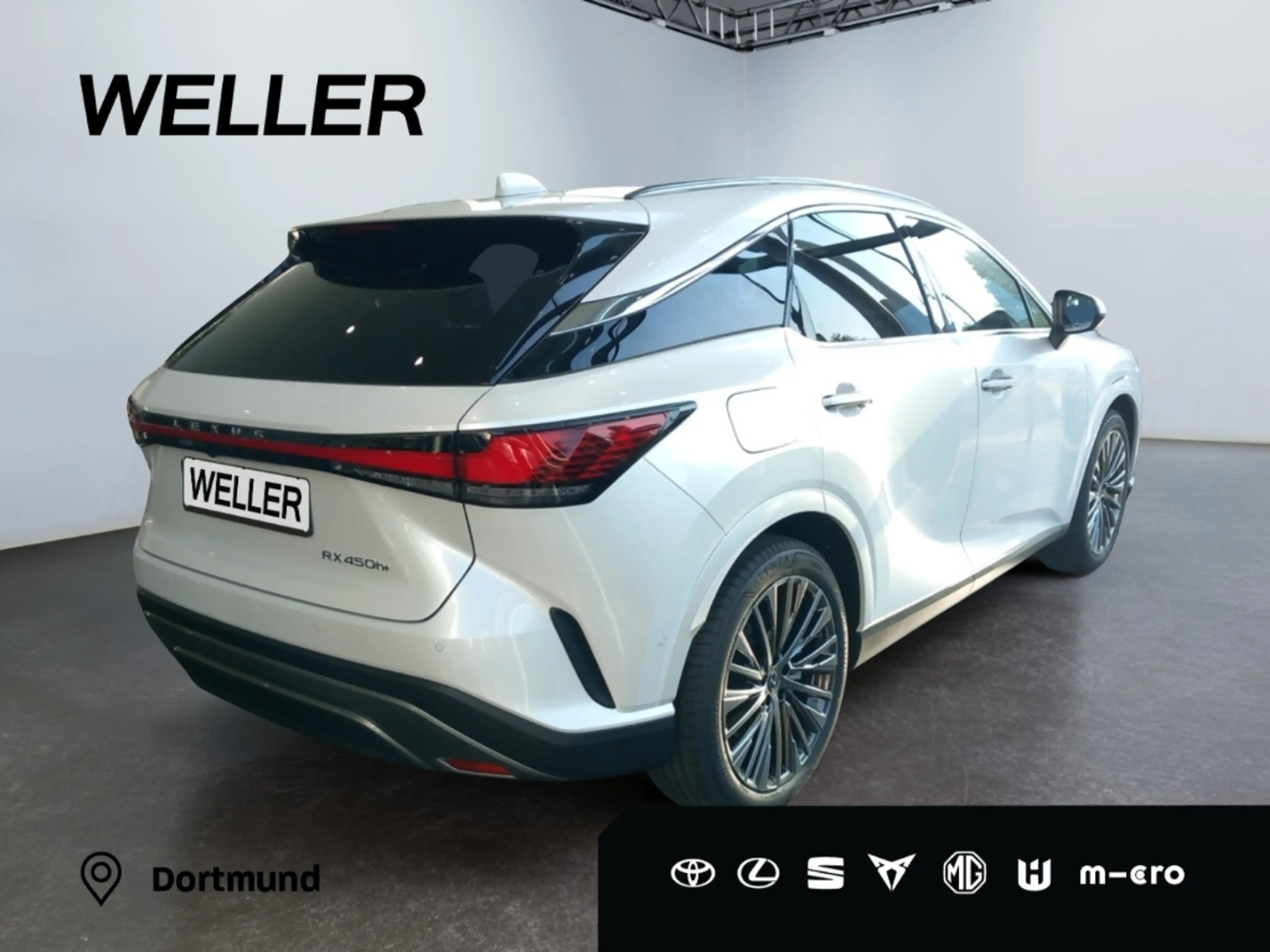 Lexus RX 450h + 2,5 l E-CVT, 4x4 Plug-in 5-Türer LUXURY — photo 5