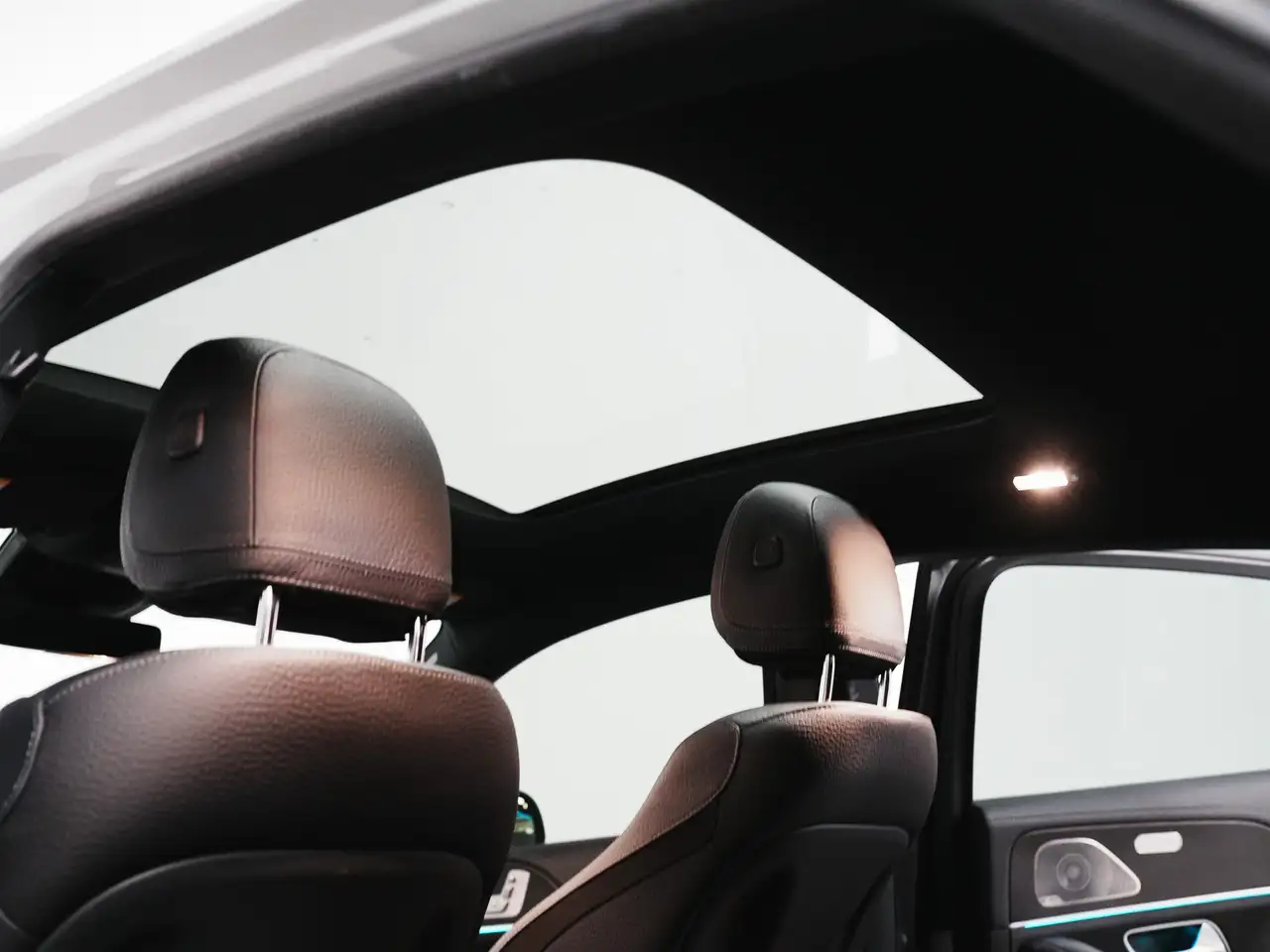 Mercedes-Benz GLE снимка Mercedes-Benz GLE