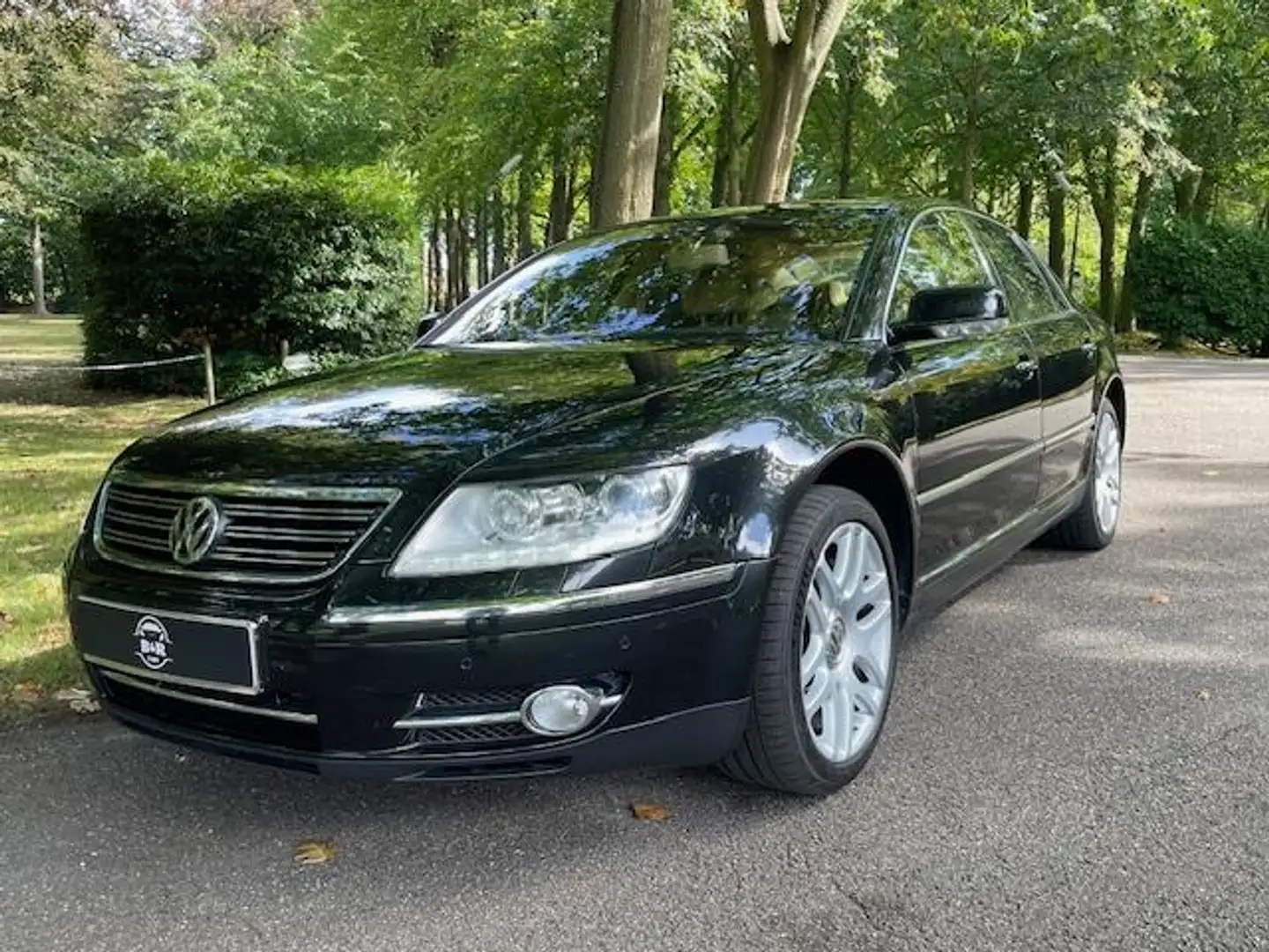 Volkswagen Phaeton 4.2 V8 5p. Highline/ Volledig Onderhouden/Vol in o Zwart - 1