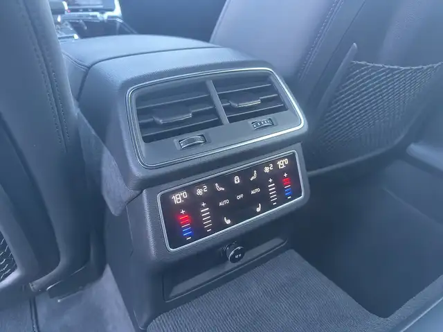 Audi RS6 Avant performance 4,0 TFSI quattro S-tronic PAN... Ansicht 24