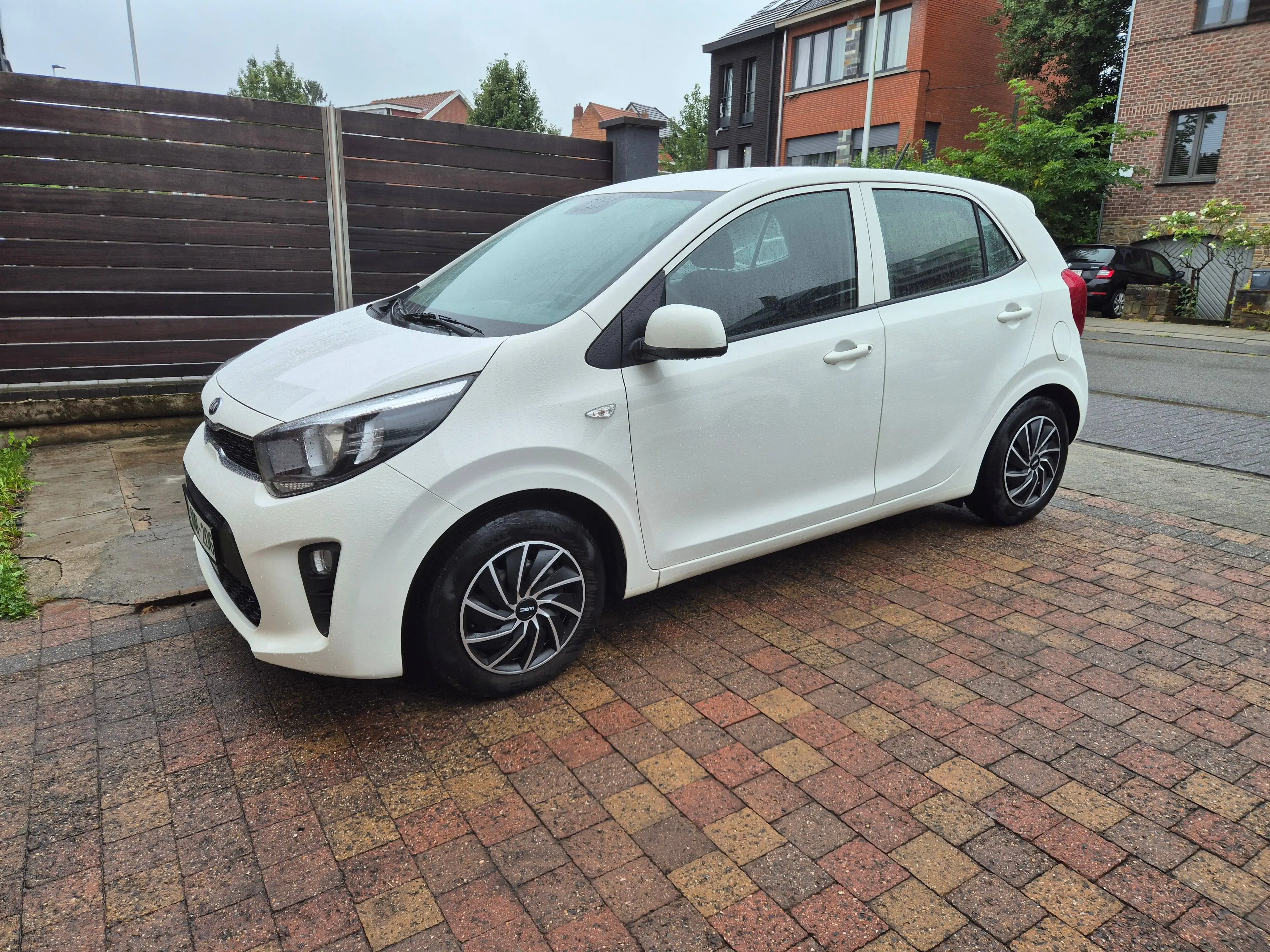 Kia Picanto 1.0i, Garantie 12 mois, Carplay, Airco, Bleutooth, Cruise control ... — photo 6
