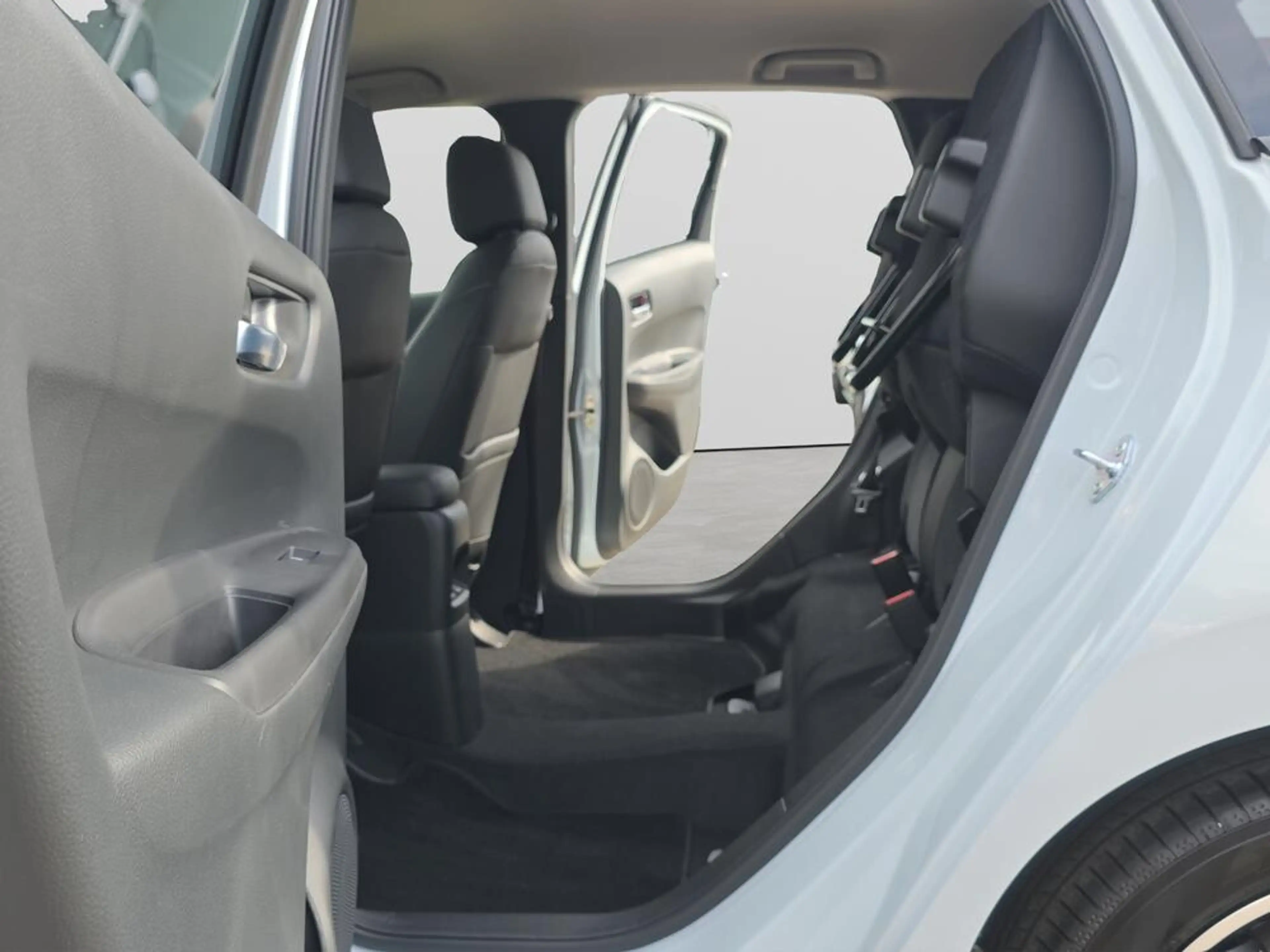 Honda Jazz 1,5 i-MMD Hybrid Advance Aut. — photo 10