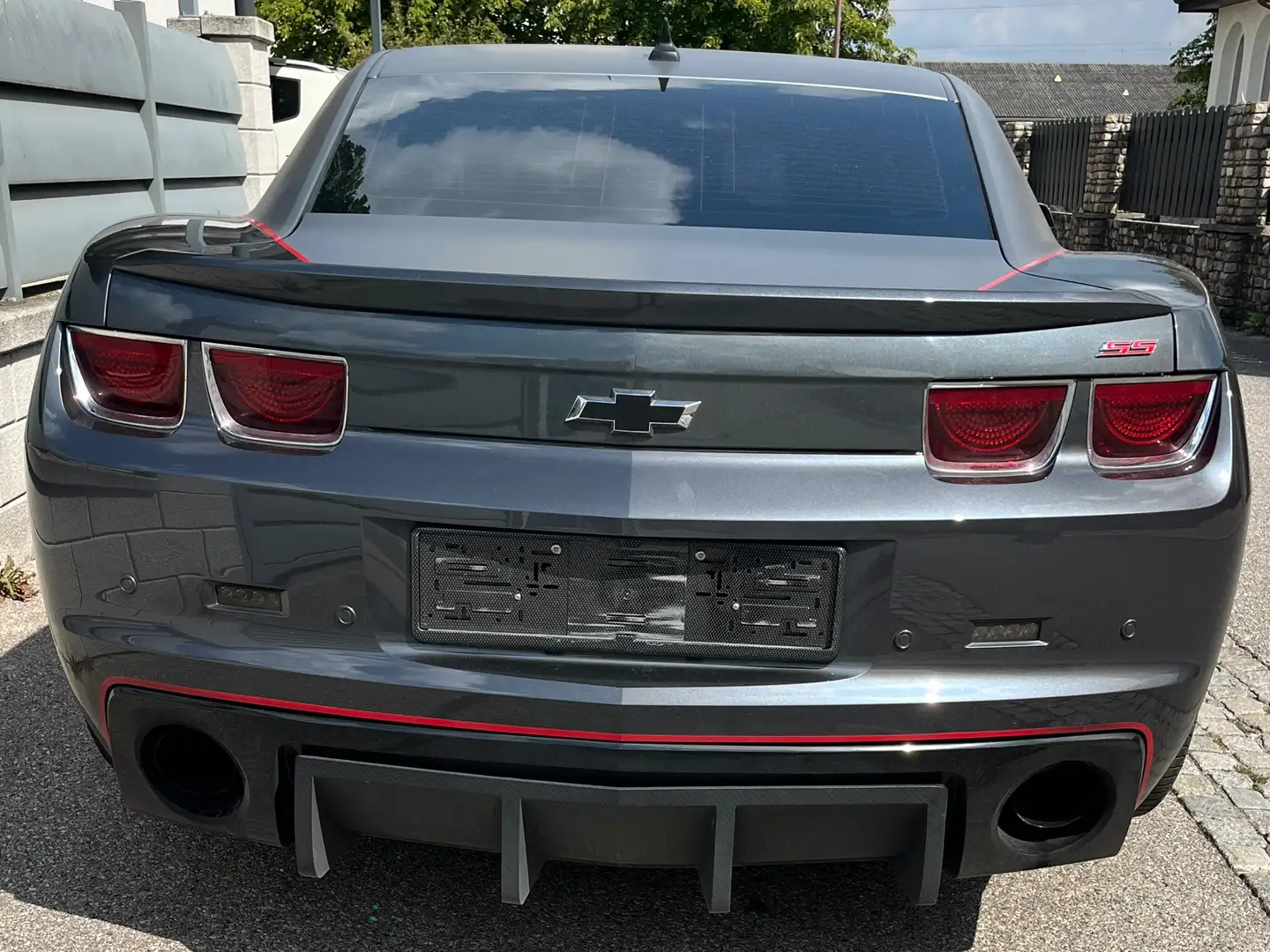 Chevrolet Camaro Coupé SS Grau - 2