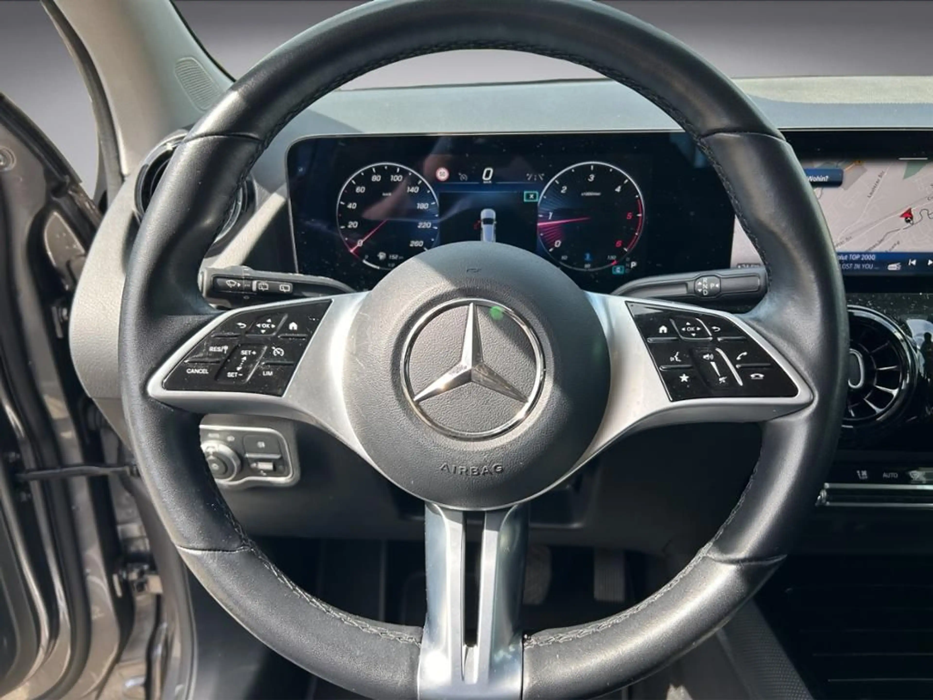 Mercedes-Benz GLA 180 d*ADVANCED*LED*KAMERA*PDC*MBUX* — photo 5