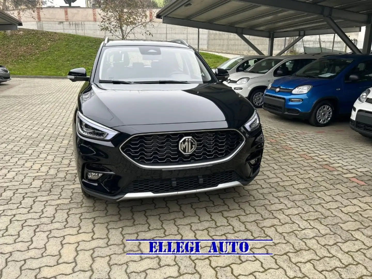 MG ZS PROMO FINANZ. 1.5 VTi-tech Luxury km 0 Nero - 1