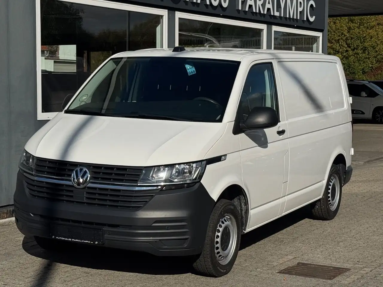 2021 Volkswagen T6 Transporter T6.1 Transporter Kasten AHK 81kW STHZ KLIMA, photograph 1