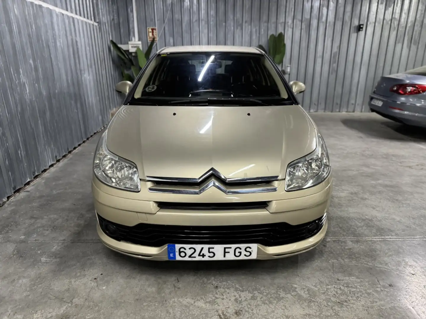 Citroen C4 1.6HDI VTR Plus 110 Beige - 2