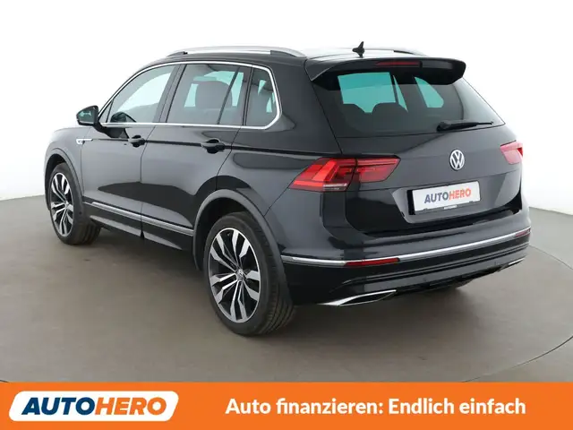 Volkswagen Tiguan view 4