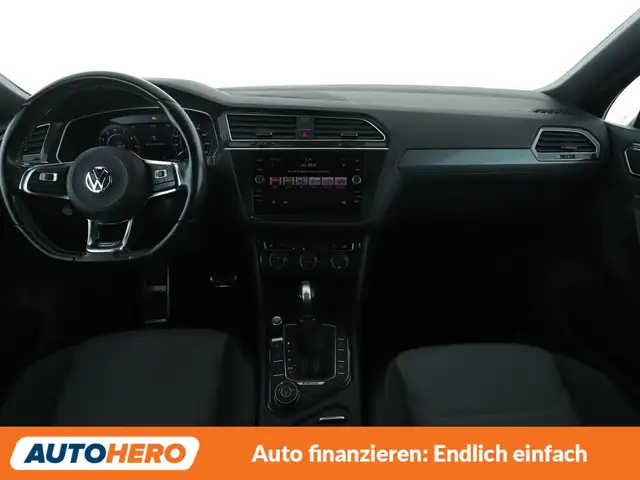 Volkswagen Tiguan view 12