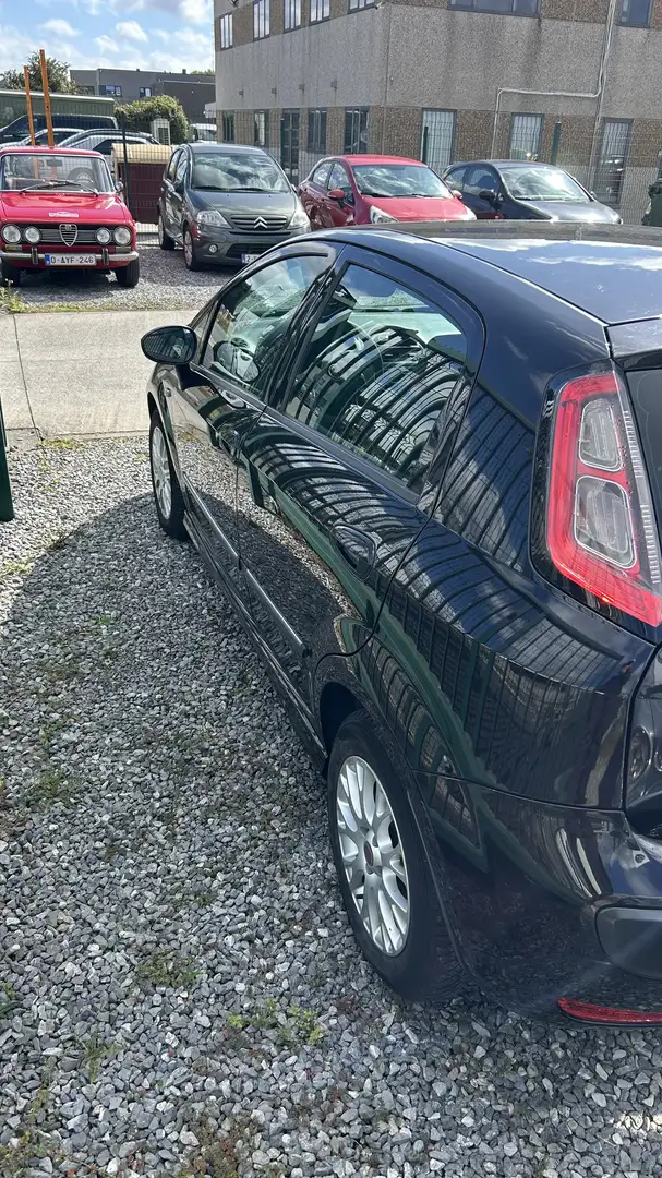 Fiat Punto Evo 1.3 MultiJet moteur hs pour piece - 2