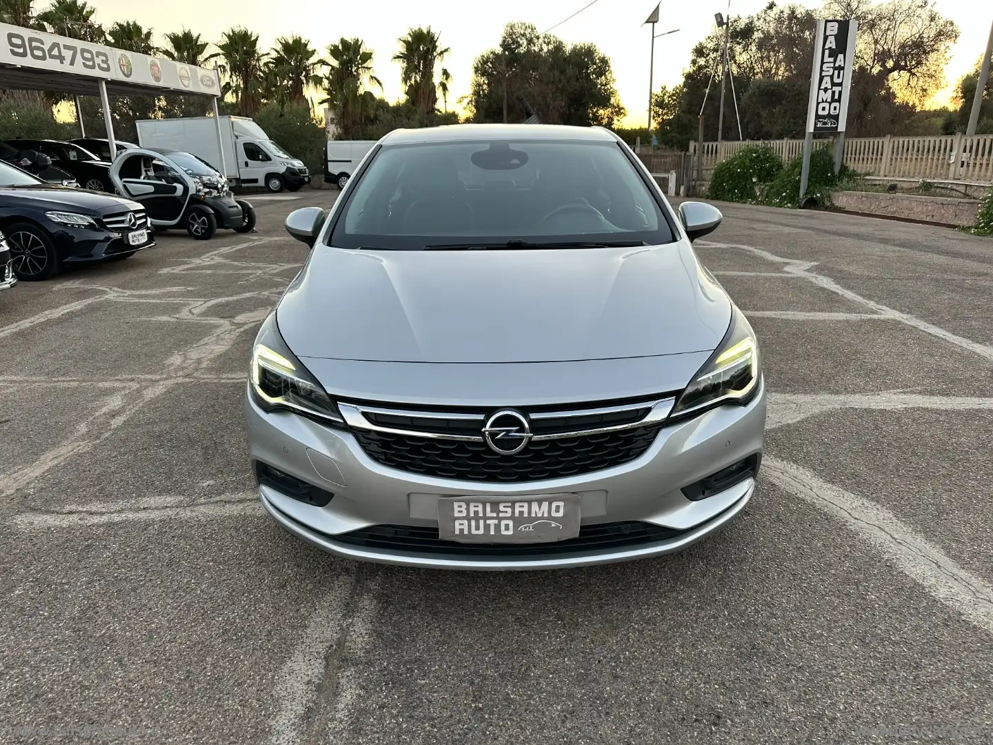 Opel Astra 1.0 T Innovation Zilver - 2