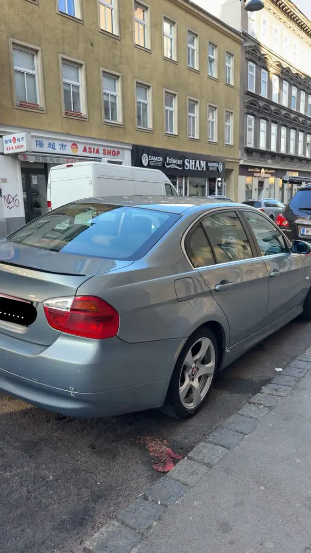 BMW 325 325i Aut. - 1