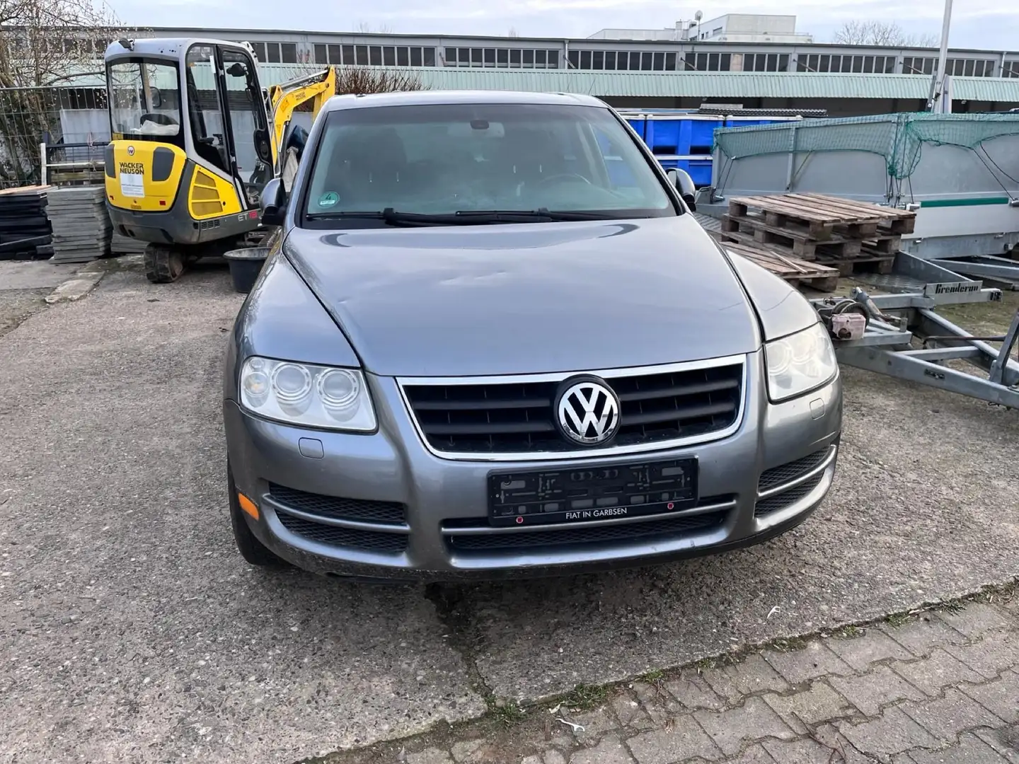 Volkswagen Touareg R5 TDI Grau - 1