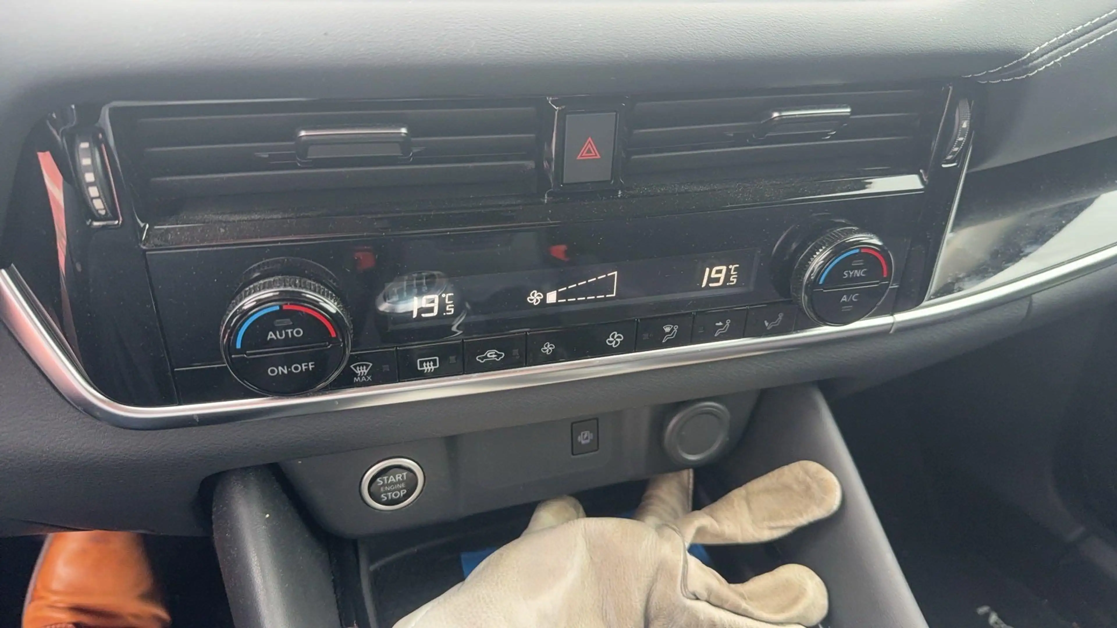 Nissan Qashqai 1.3 MHEV N-Style | 360 Camera | Adaptieve Cruise C — photo 9